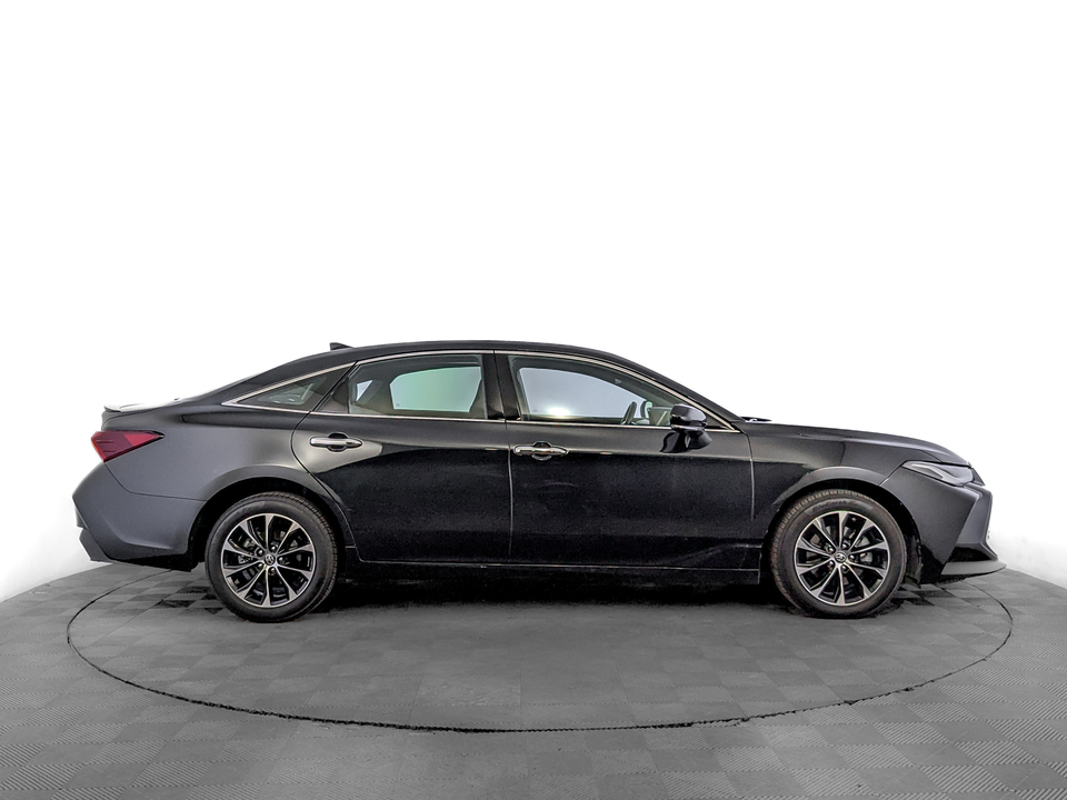 Toyota Avalon V