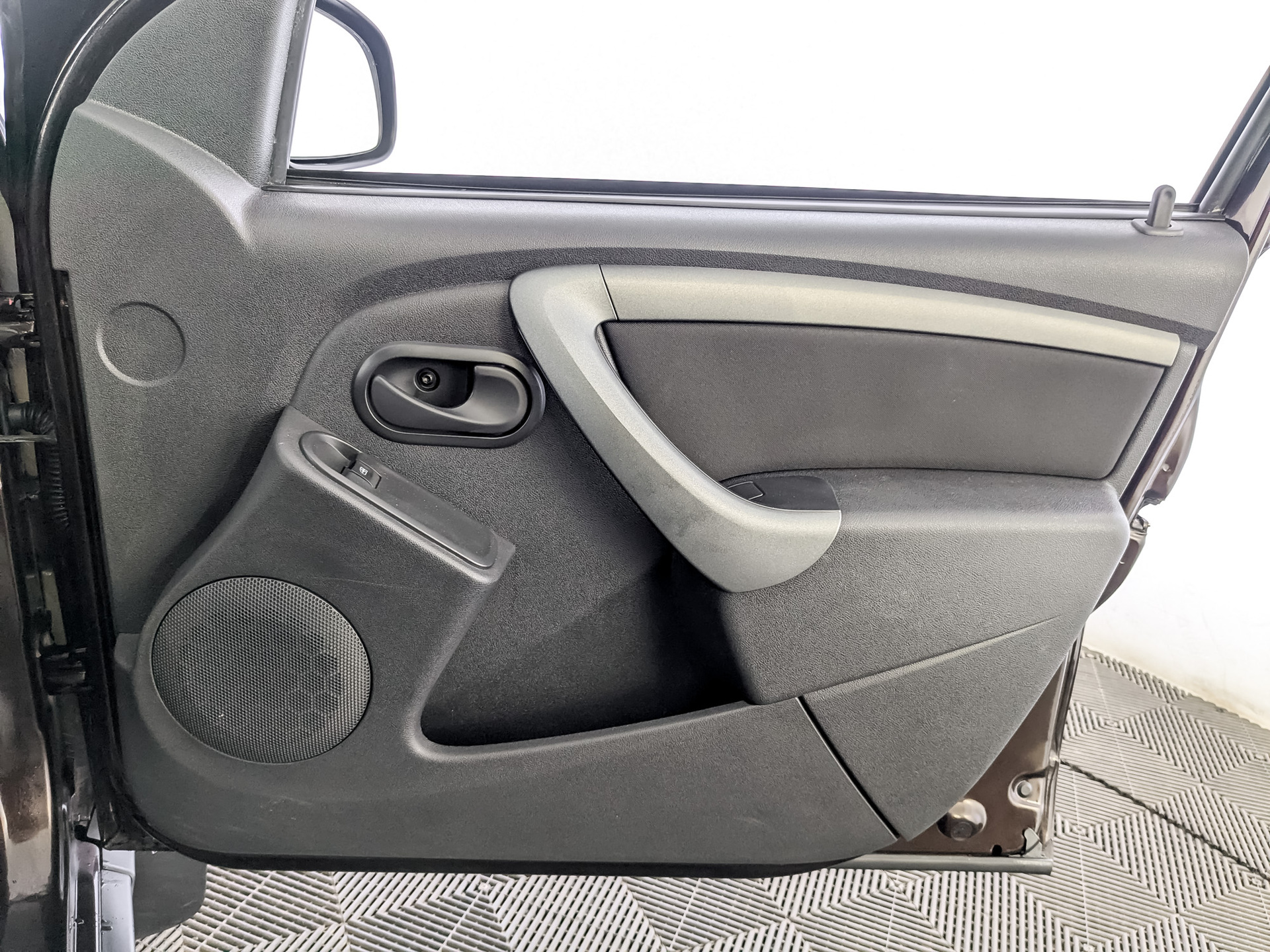 RENAULT Duster 1.60 (114 л.с), механическая, 2019, пробег 113 230 км