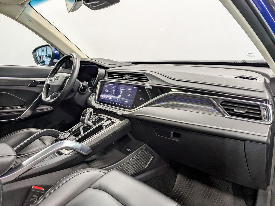 Фото Geely Atlas Pro с пробегом 56 834 км