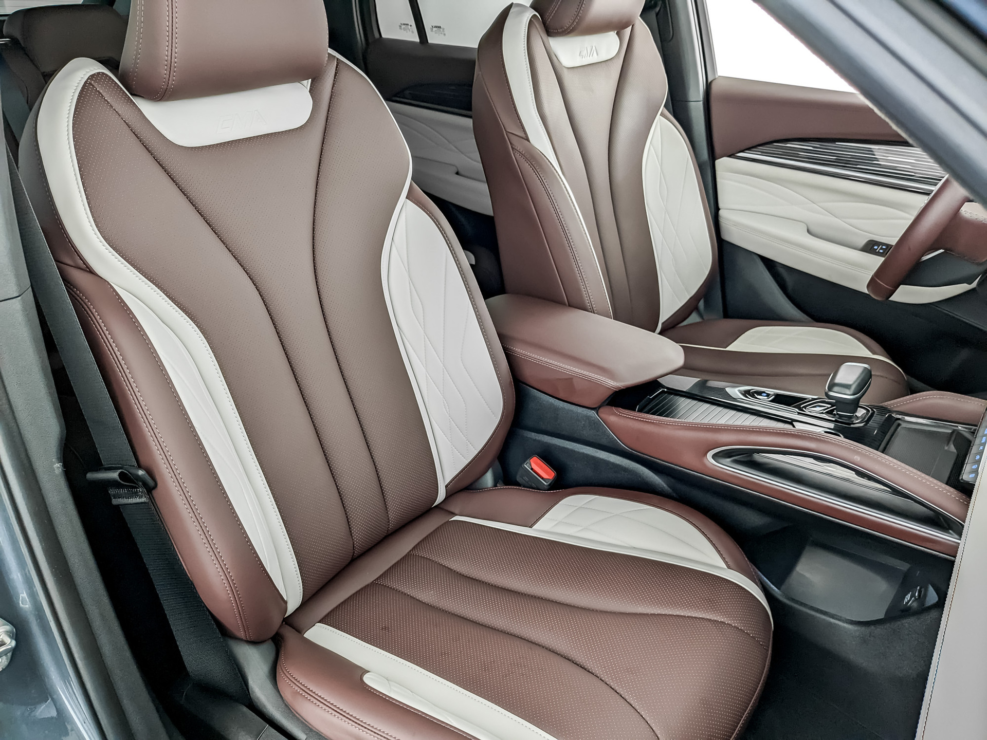 GEELY Monjaro 2.00 (238 л.с), автомат, 2023, пробег 11 568 км