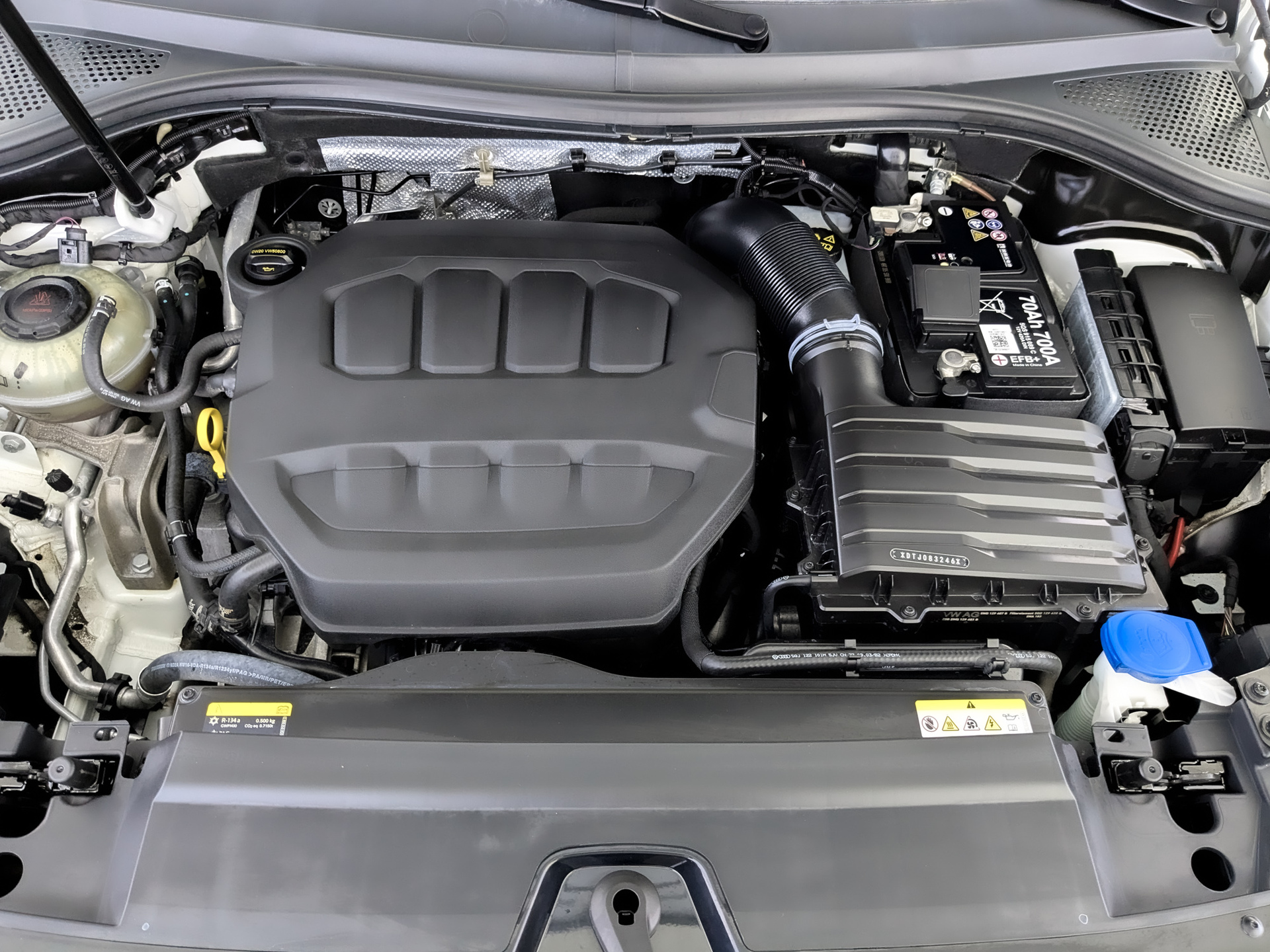 VOLKSWAGEN Tayron 2.00 (220 л.с), автомат, 2023, пробег 20 990 км