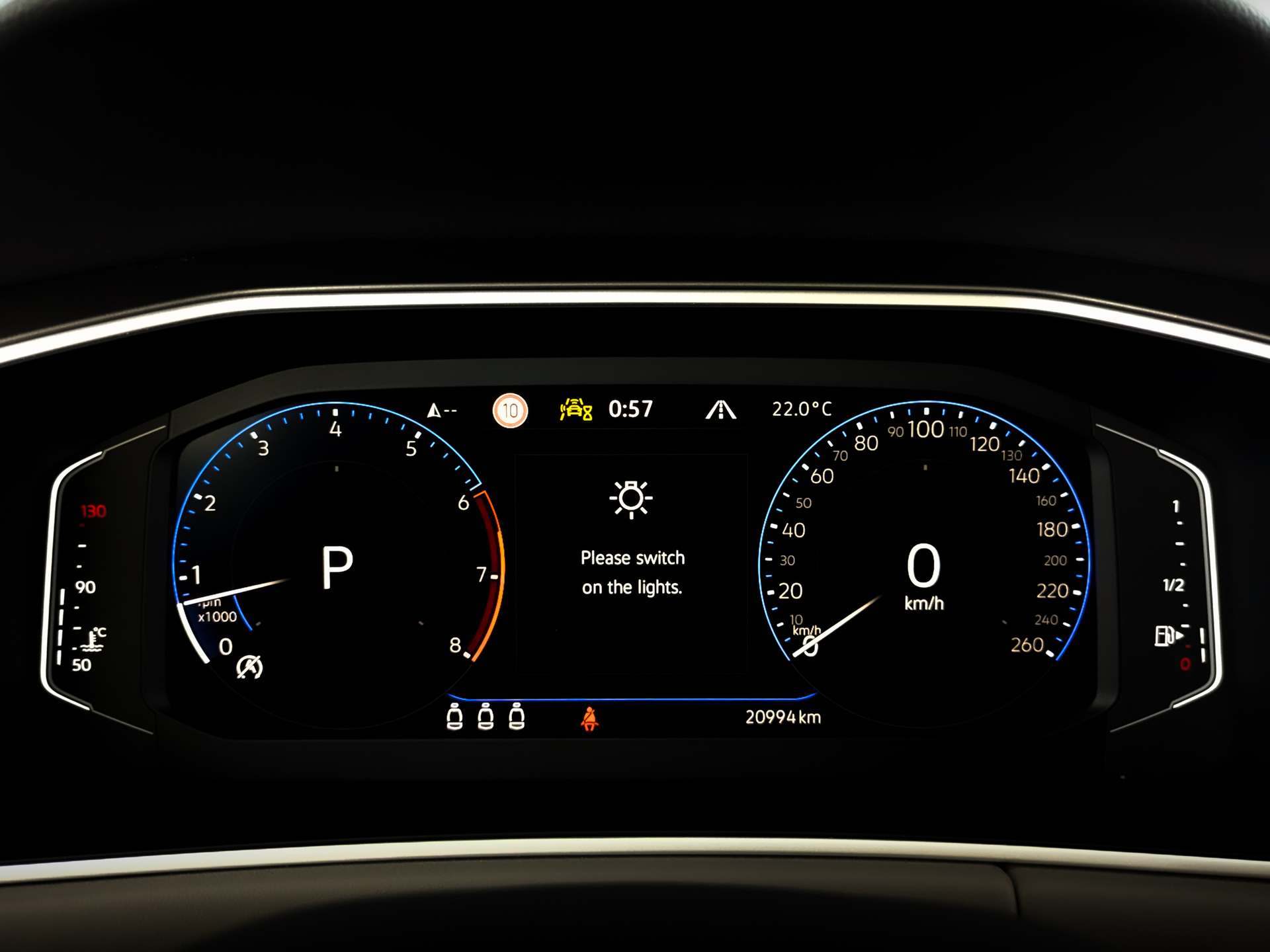 VOLKSWAGEN Tayron 2.00 (220 л.с), автомат, 2023, пробег 20 990 км
