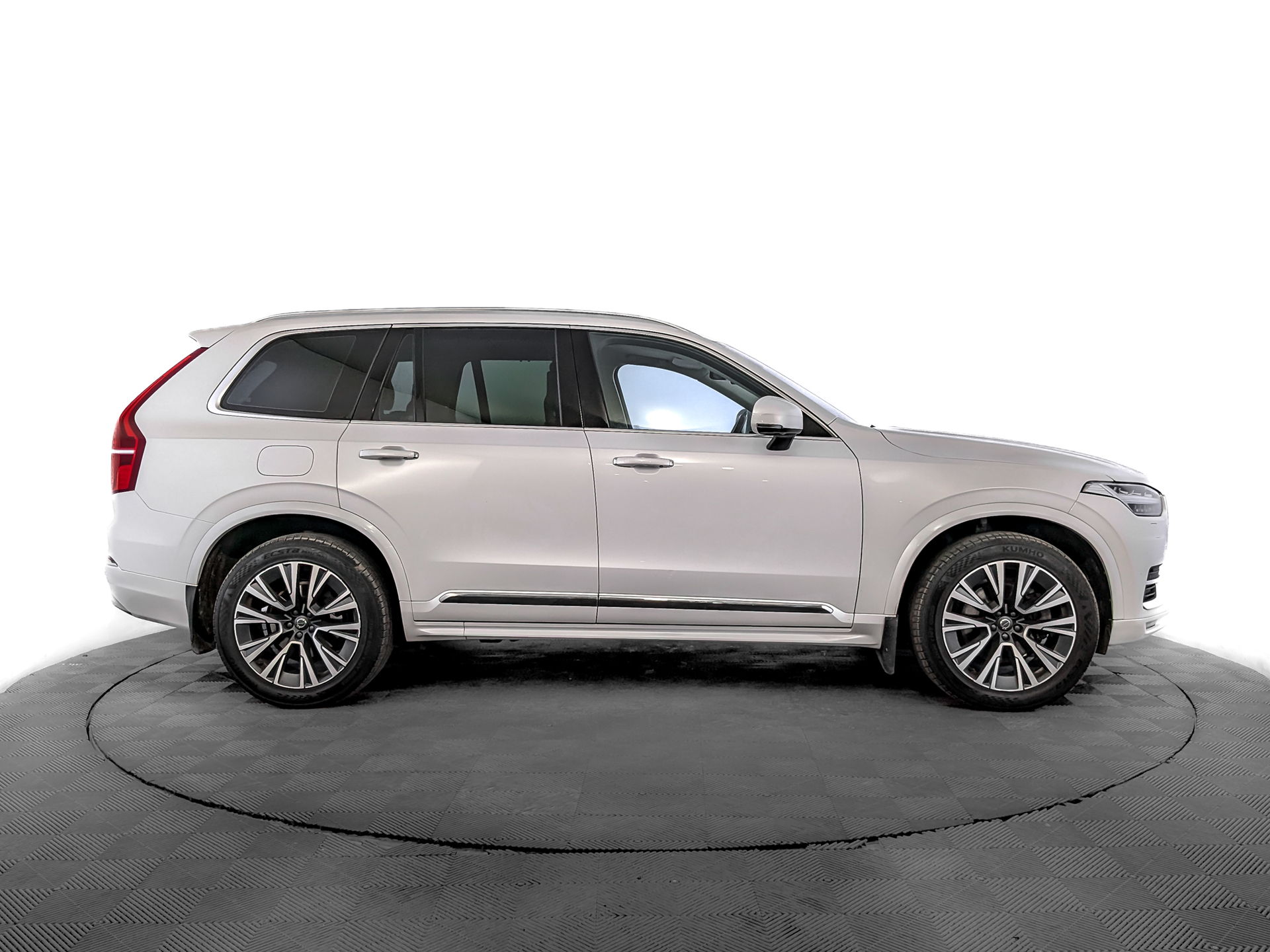 VOLVO XC90 2.00 (249 л.с), автомат, 2021, пробег 80 152 км