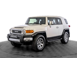TOYOTA FJ Cruiser