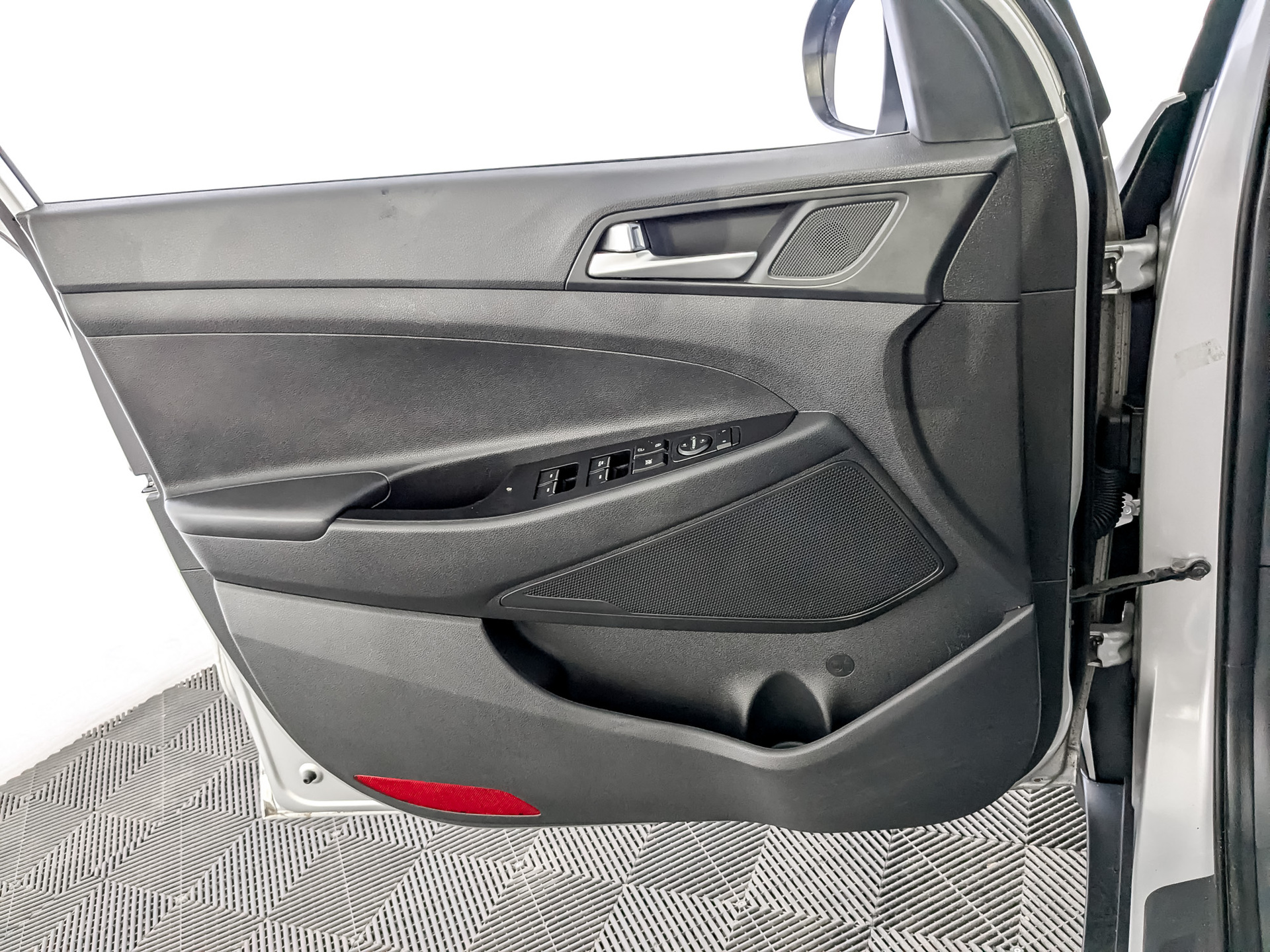 HYUNDAI Tucson 2.00 (149 л.с), автомат, 2019, пробег 172 367 км