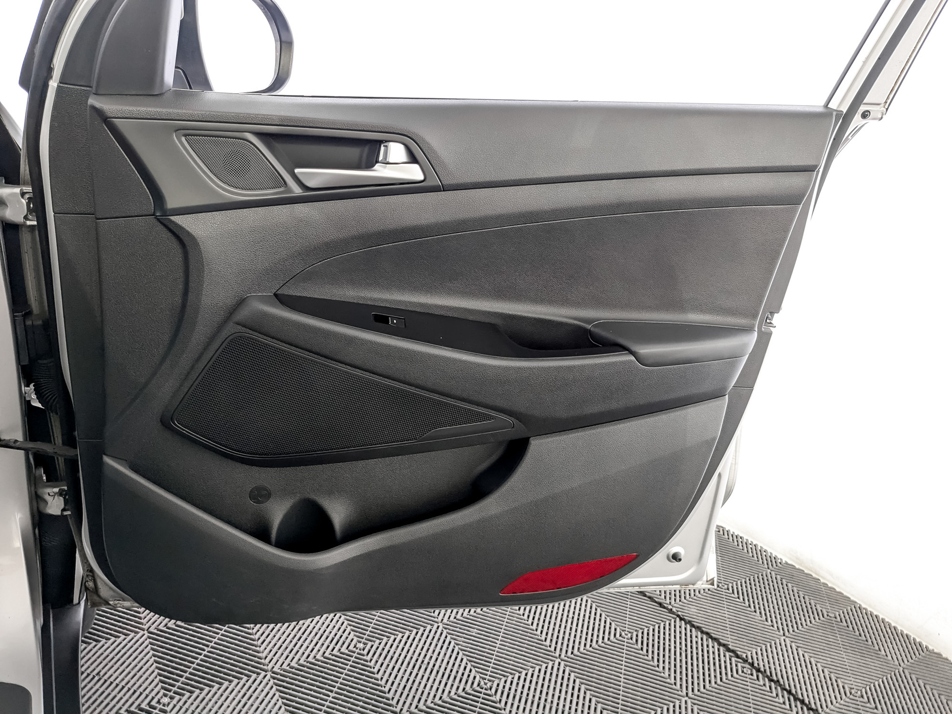 HYUNDAI Tucson 2.00 (149 л.с), автомат, 2019, пробег 172 367 км