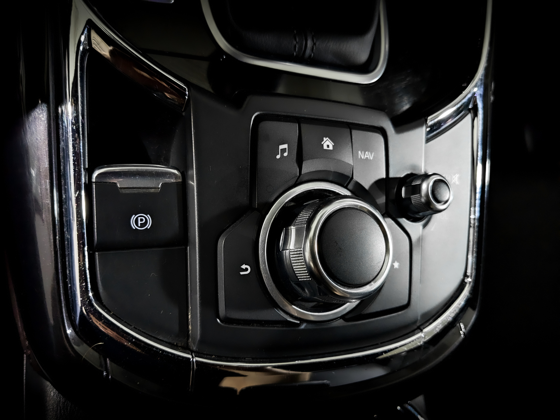 MAZDA CX-9 2.50 (231 л.с), автомат, 2018, пробег 114 842 км