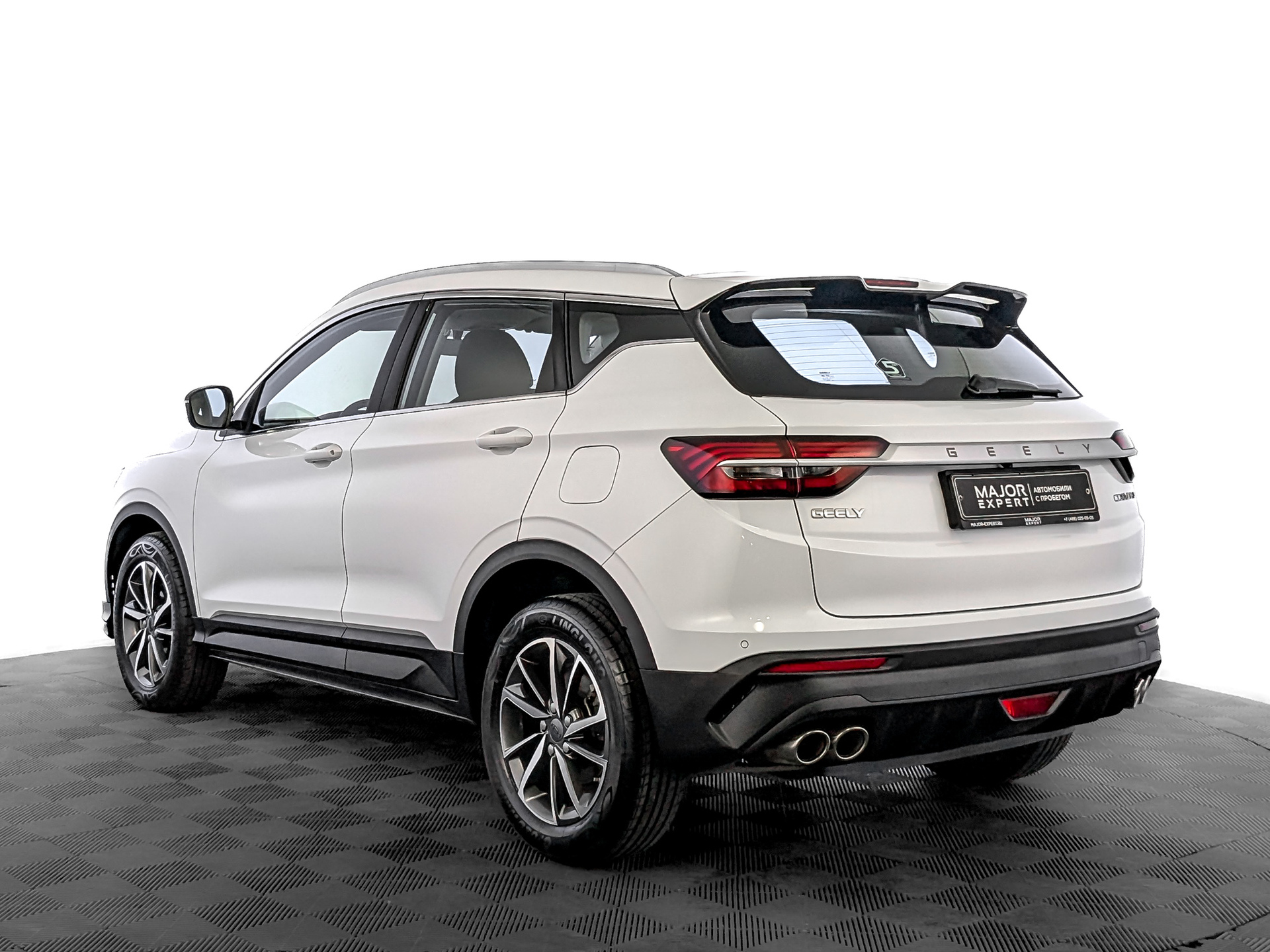 GEELY Coolray 1.50 (149 л.с), автомат, 2023, пробег 32 359 км