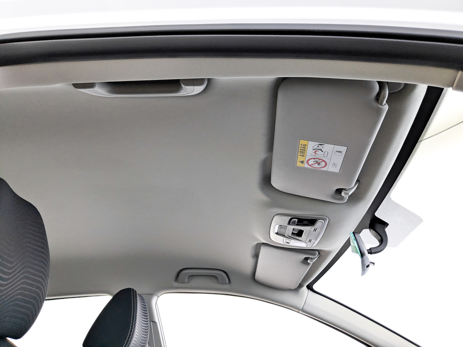GEELY Coolray 1.50 (149 л.с), автомат, 2023, пробег 32 359 км