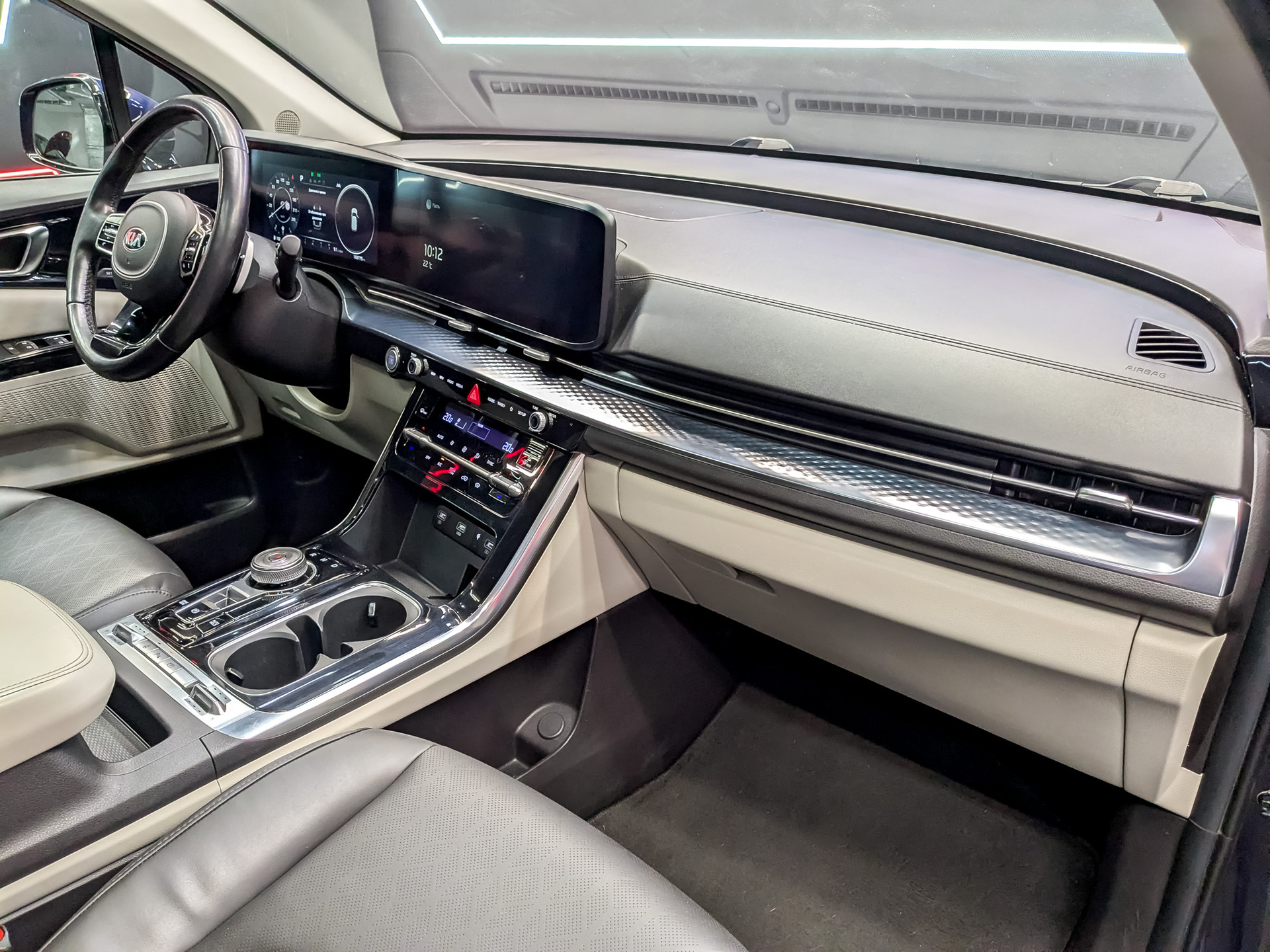 KIA Carnival 2.20 (199 л.с), автомат, 2021, пробег 168 427 км