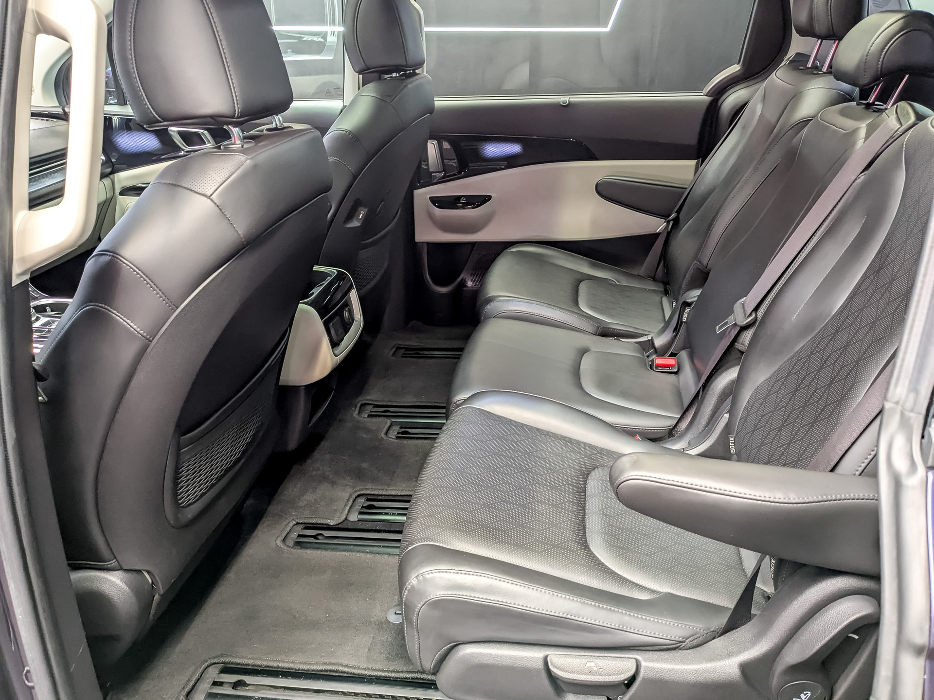 KIA Carnival 2.20 (199 л.с), автомат, 2021, пробег 168 427 км