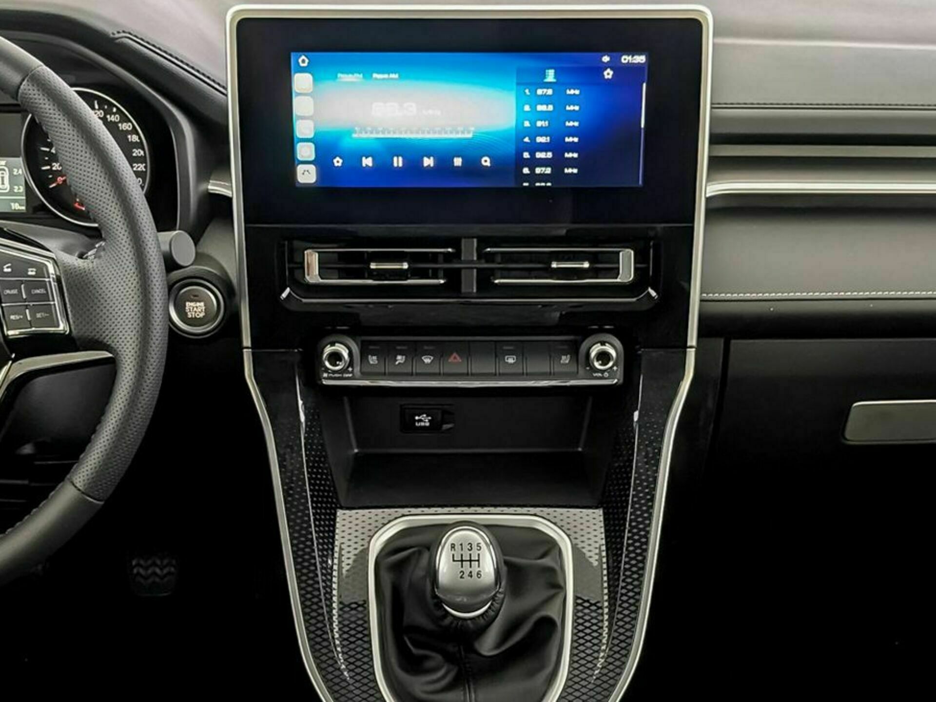 Фото Haval M6 Оптимум 1.5T/143 6MT 2WD