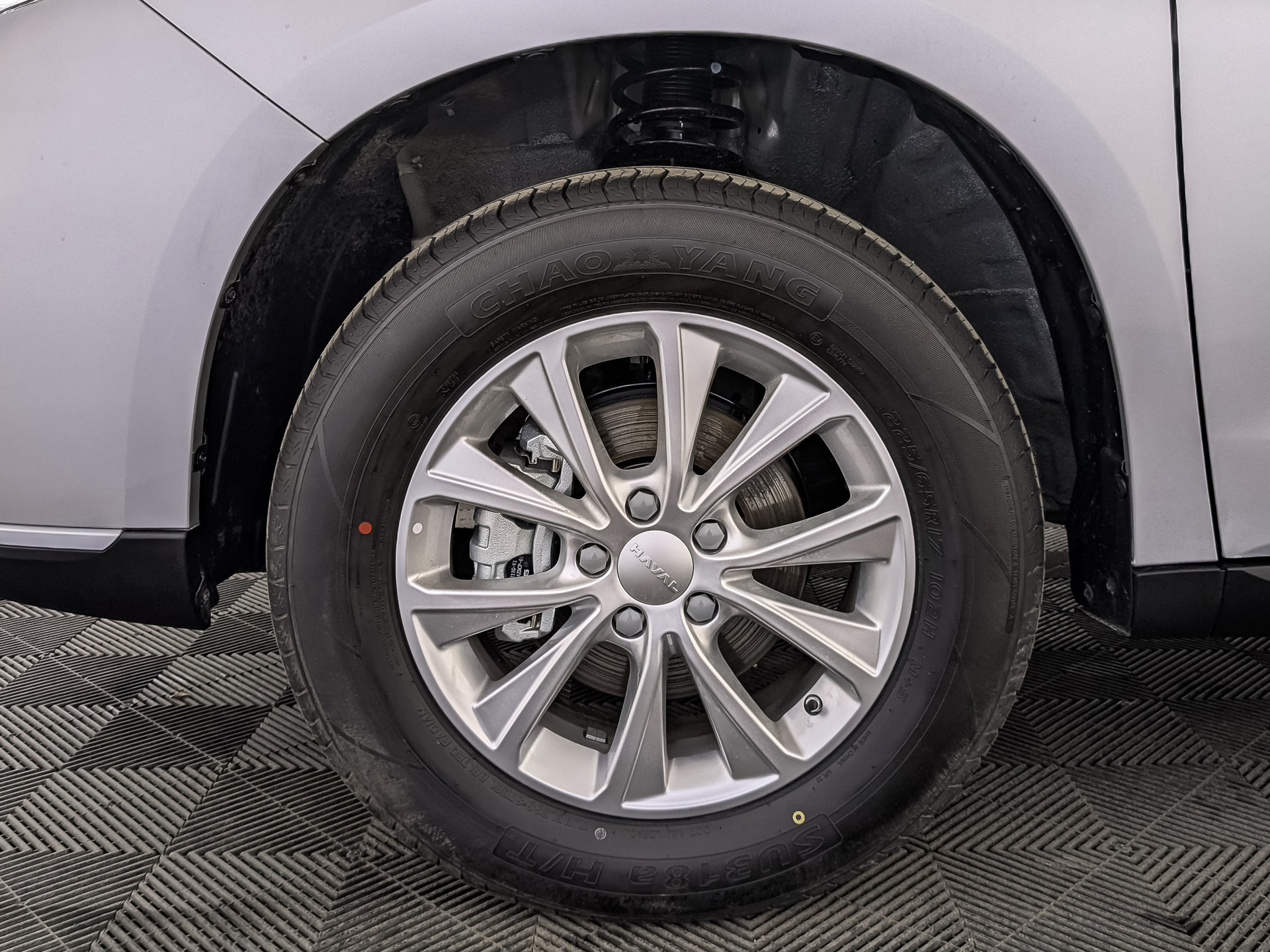 Фото Haval M6 Оптимум 1.5T/143 6MT 2WD