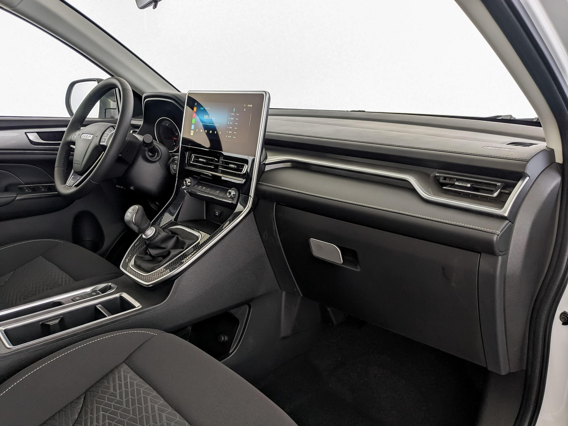 Фото Haval M6 Оптимум 1.5T/143 6MT 2WD
