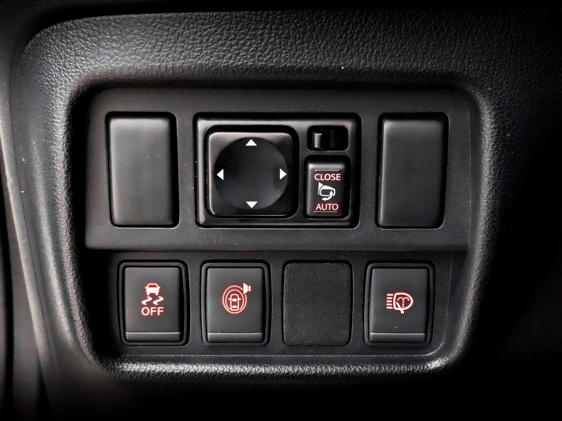 NISSAN Juke 1.60 (117 л.с), автомат, 2017, пробег 44 640 км