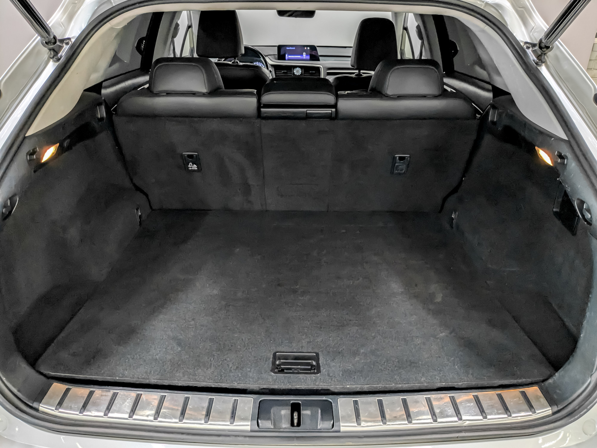 LEXUS RX 2.00 (238 л.с), автомат, 2019, пробег 167 465 км