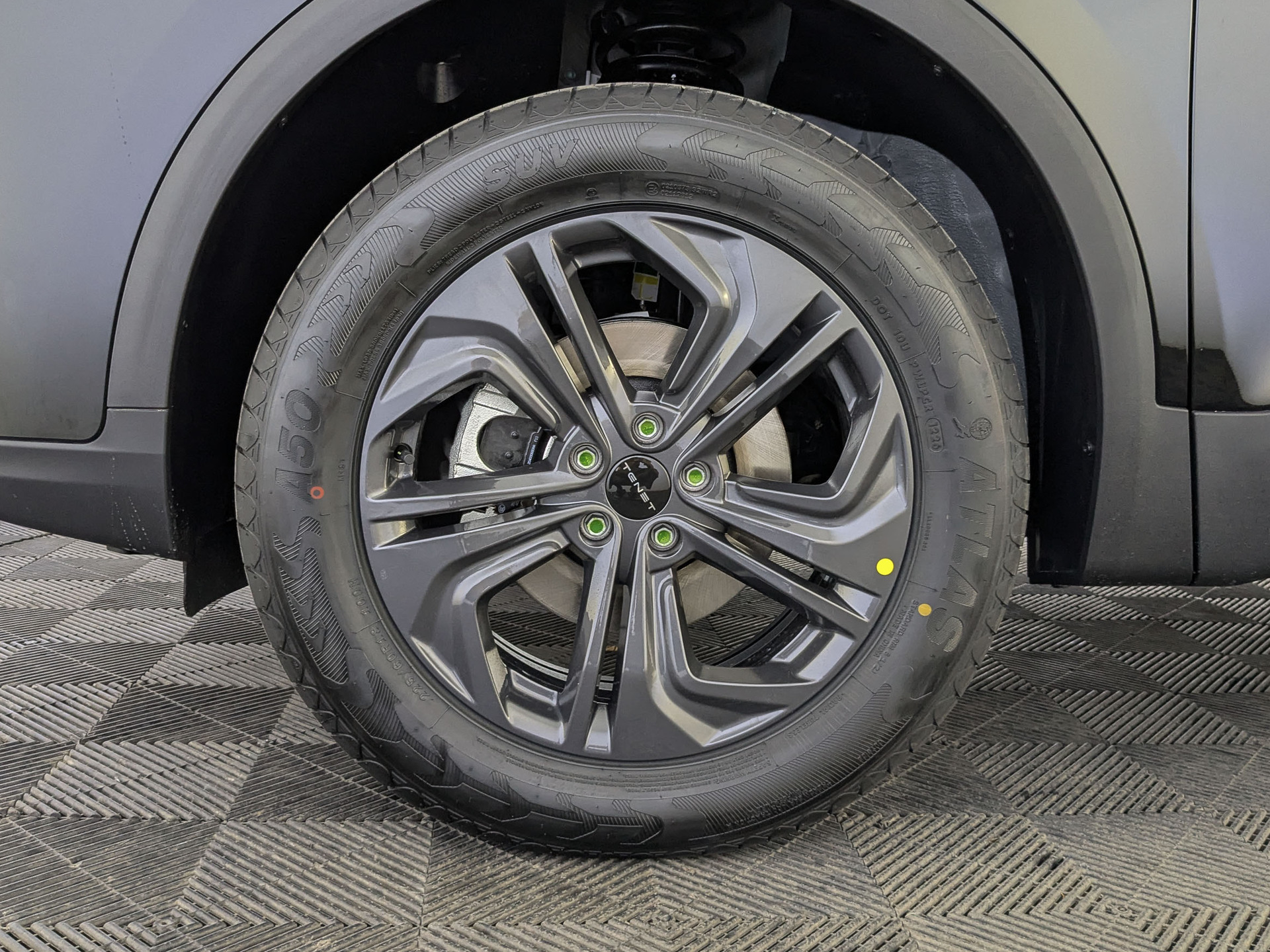 Фото Tenet T4L Прайм 1.5T/147 6RT 2WD