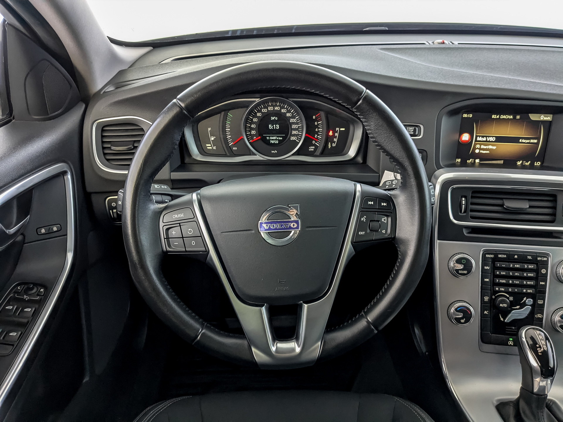 VOLVO V60 CC 2.00 (245 л.с), автомат, 2018, пробег 79 719 км