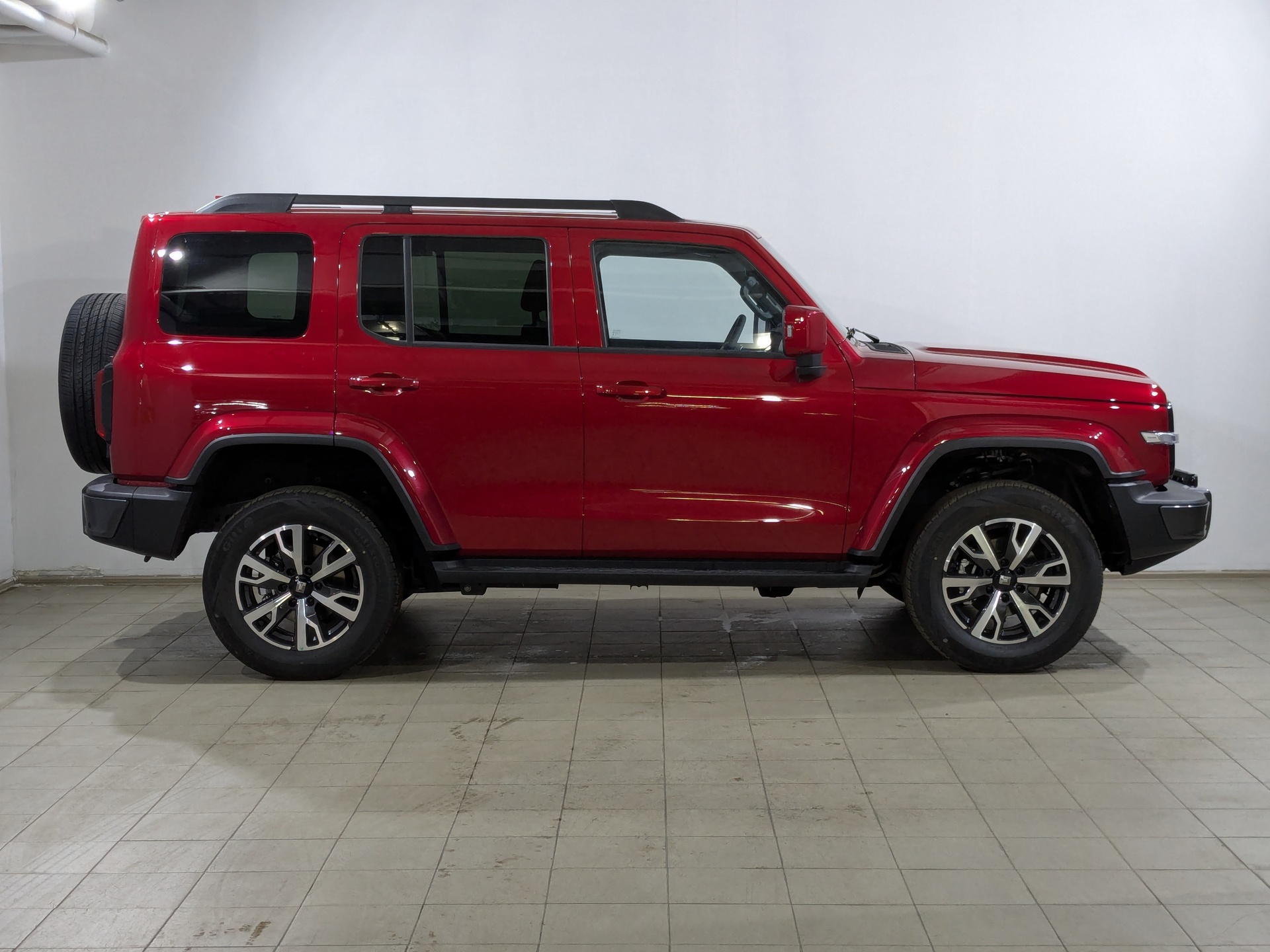Фото Tank 300 Сити Премиум (City Premium) 2.0T/218 8AT 4WD