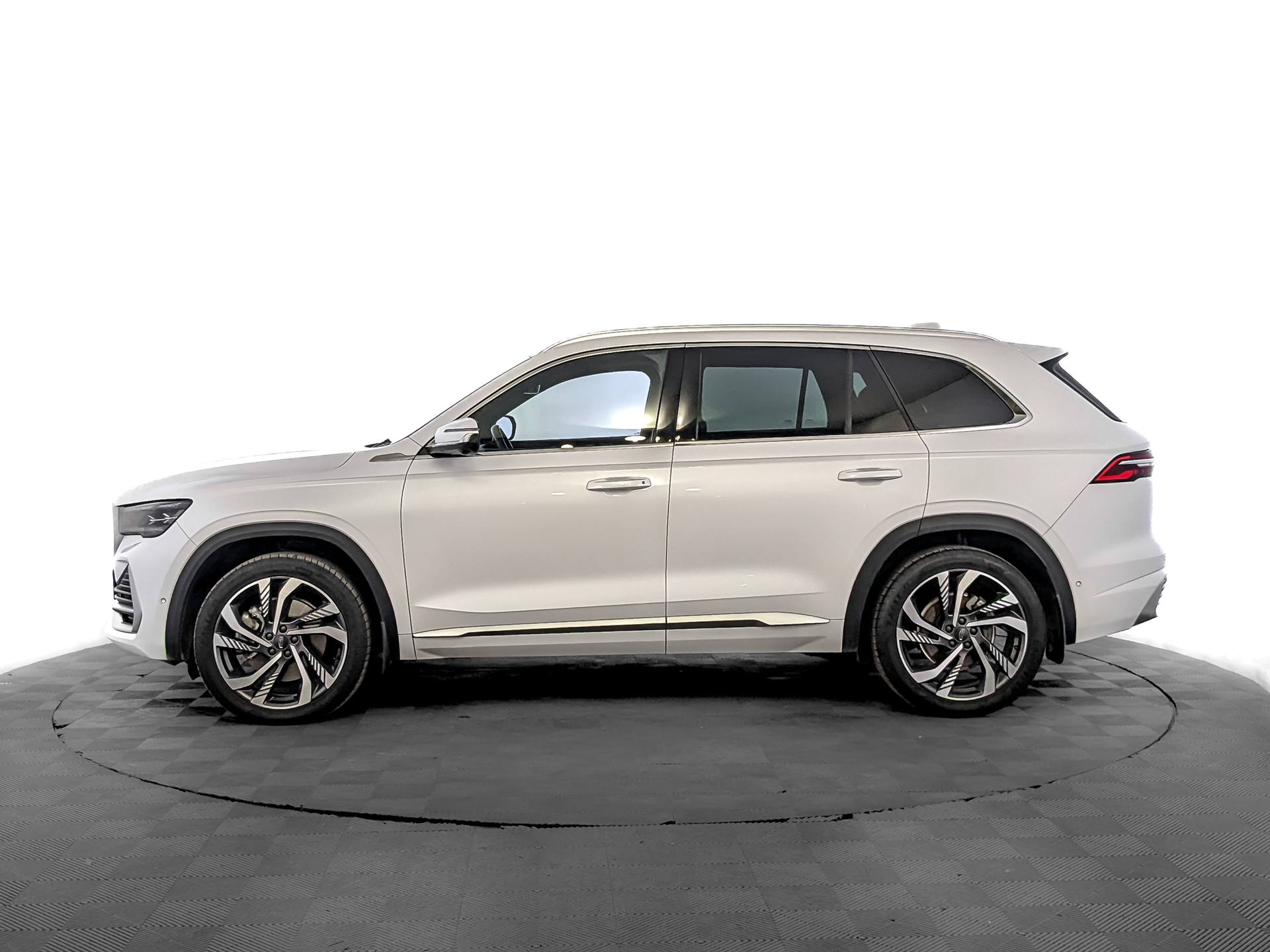 GEELY Monjaro 2.00 (238 л.с), автомат, 2024, пробег 52 950 км