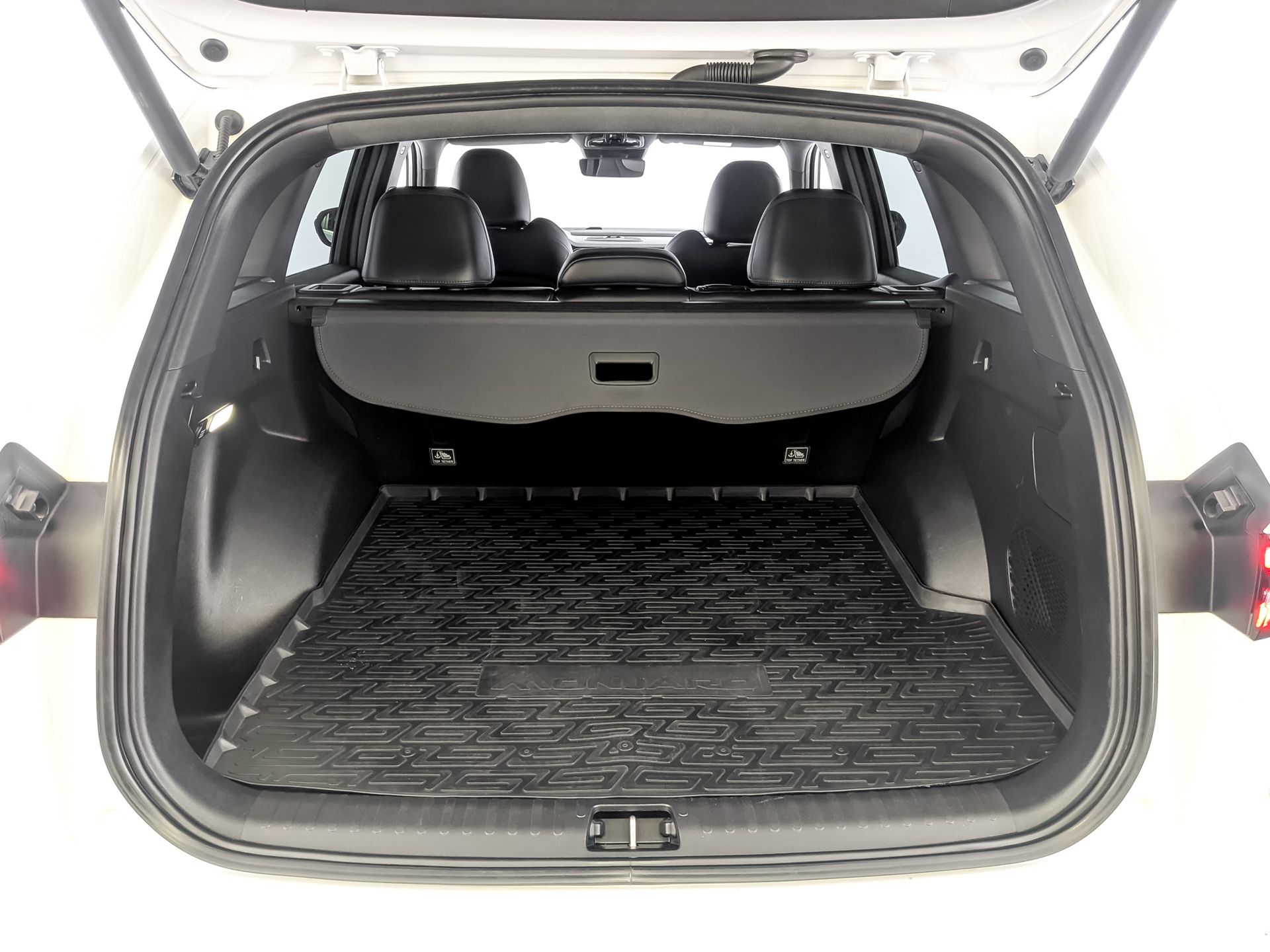 GEELY Monjaro 2.00 (238 л.с), автомат, 2024, пробег 52 950 км
