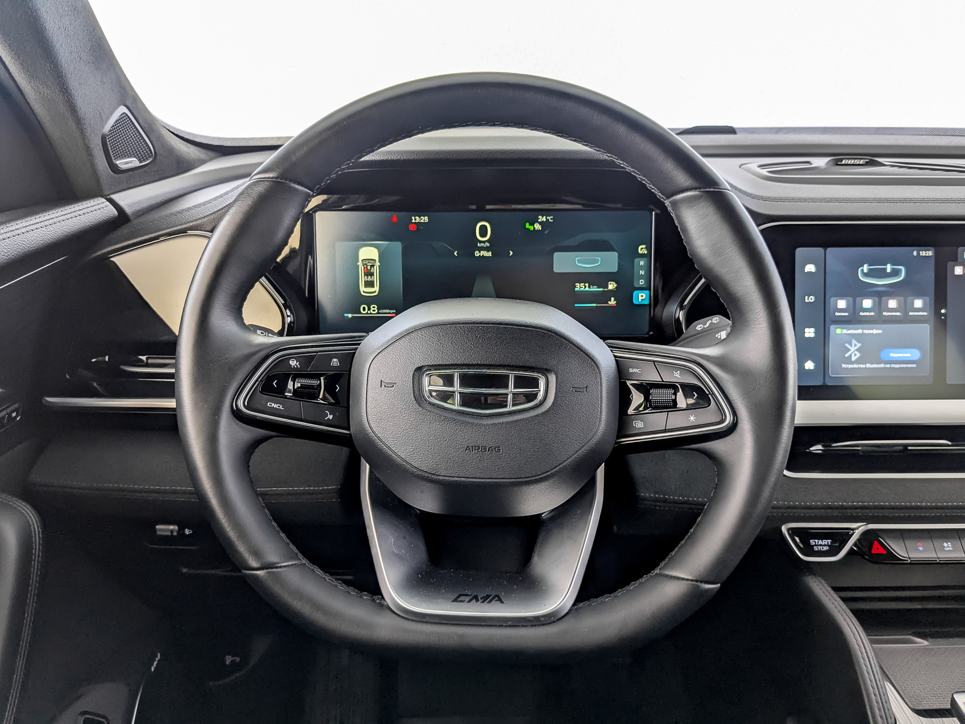 GEELY Monjaro 2.00 (238 л.с), автомат, 2024, пробег 52 950 км