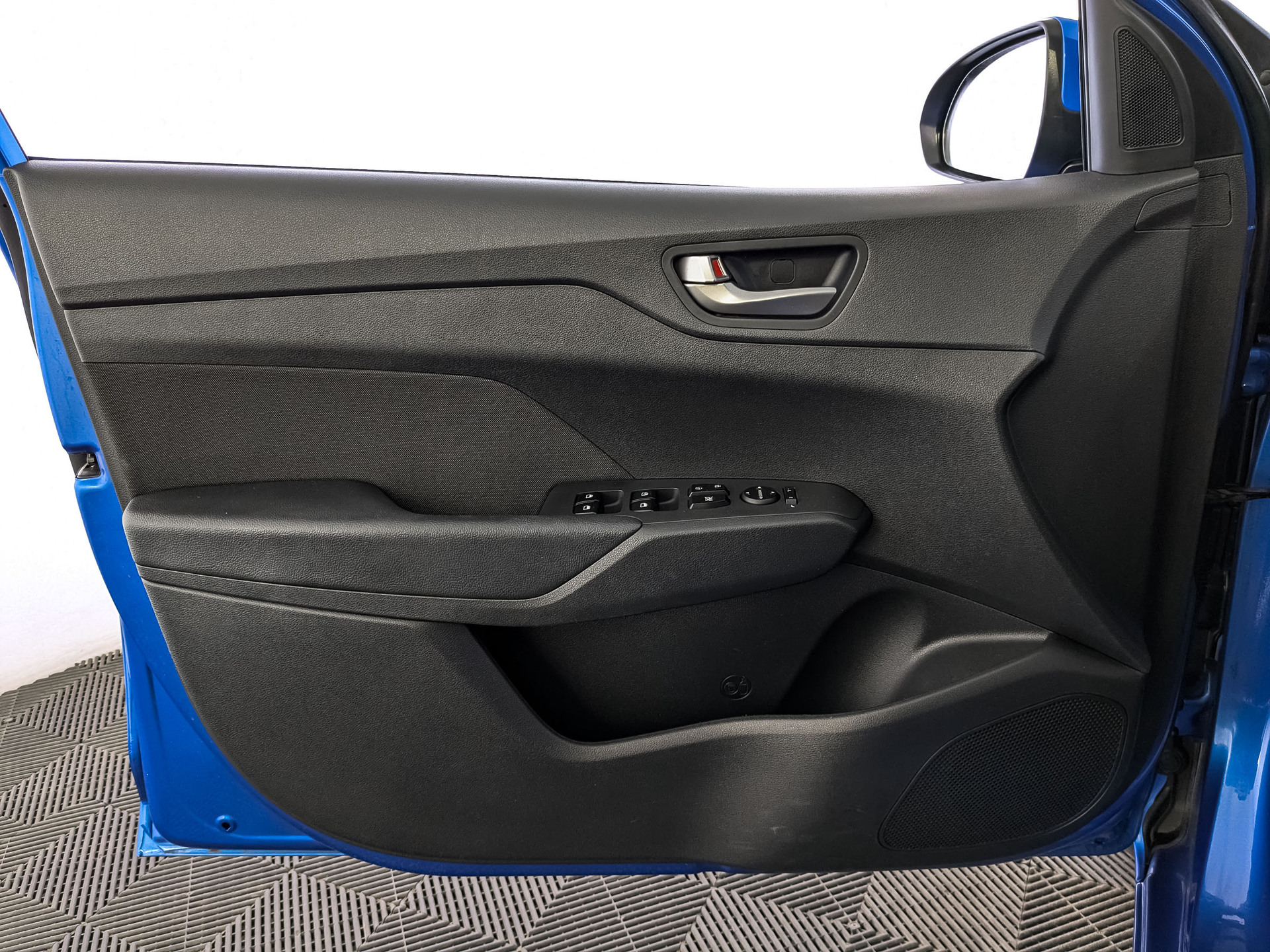 HYUNDAI Solaris 1.60 (123 л.с), автомат, 2019, пробег 64 302 км