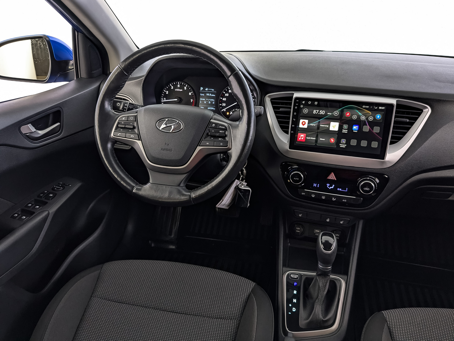 HYUNDAI Solaris 1.60 (123 л.с), автомат, 2019, пробег 64 302 км