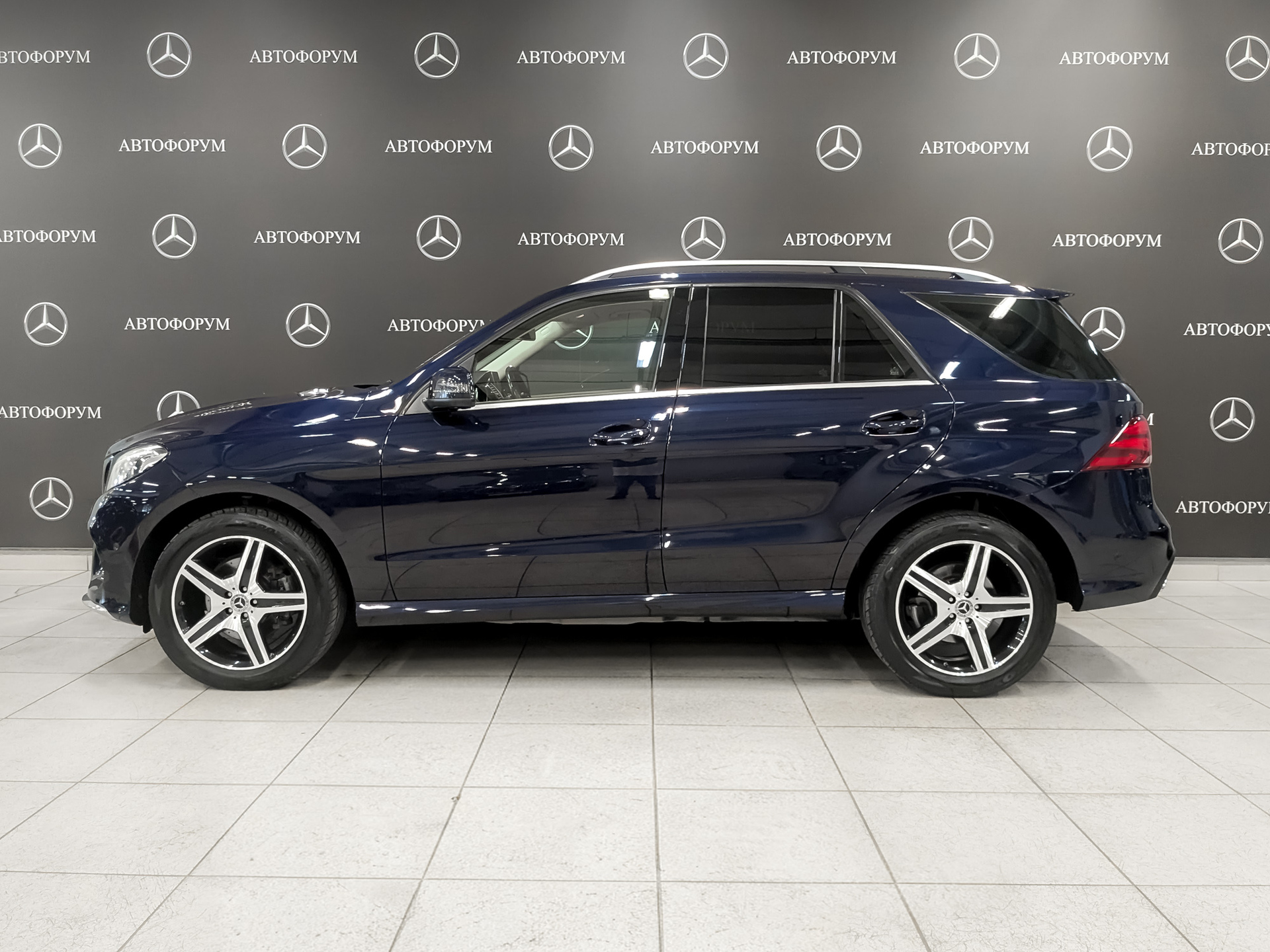 MERCEDES-BENZ GLE 2.10 (204 л.с), автомат, 2017, пробег 135 721 км