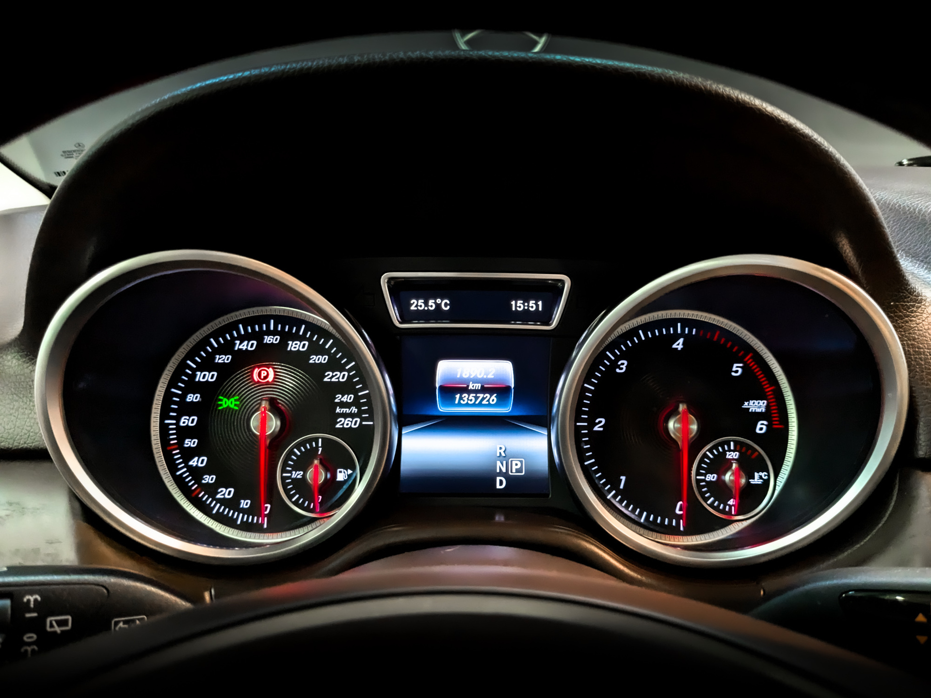 MERCEDES-BENZ GLE 2.10 (204 л.с), автомат, 2017, пробег 135 721 км