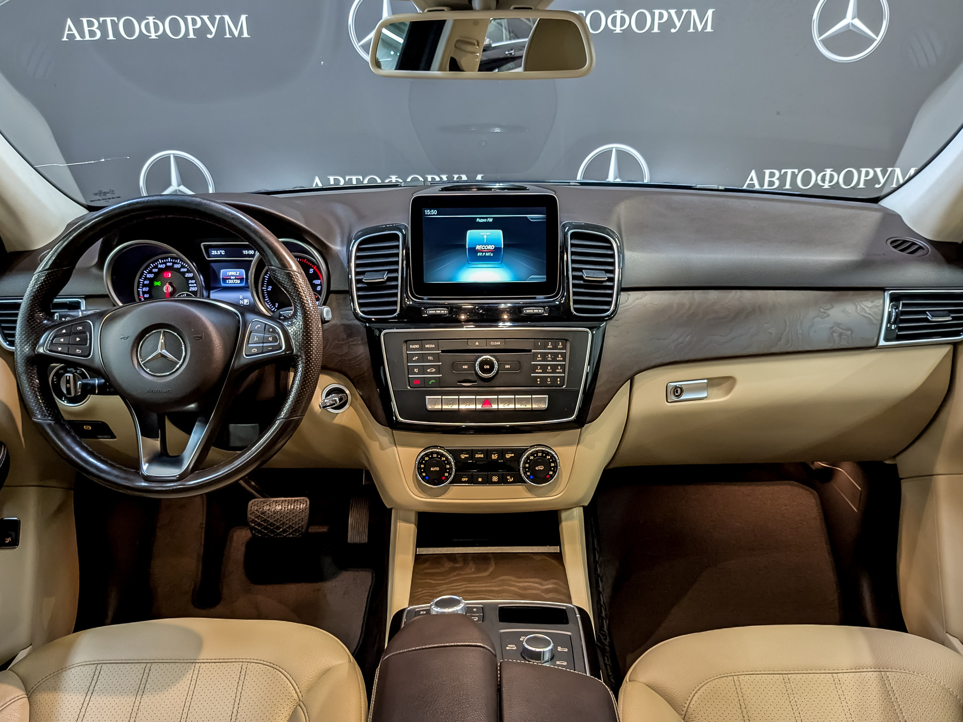 MERCEDES-BENZ GLE 2.10 (204 л.с), автомат, 2017, пробег 135 721 км