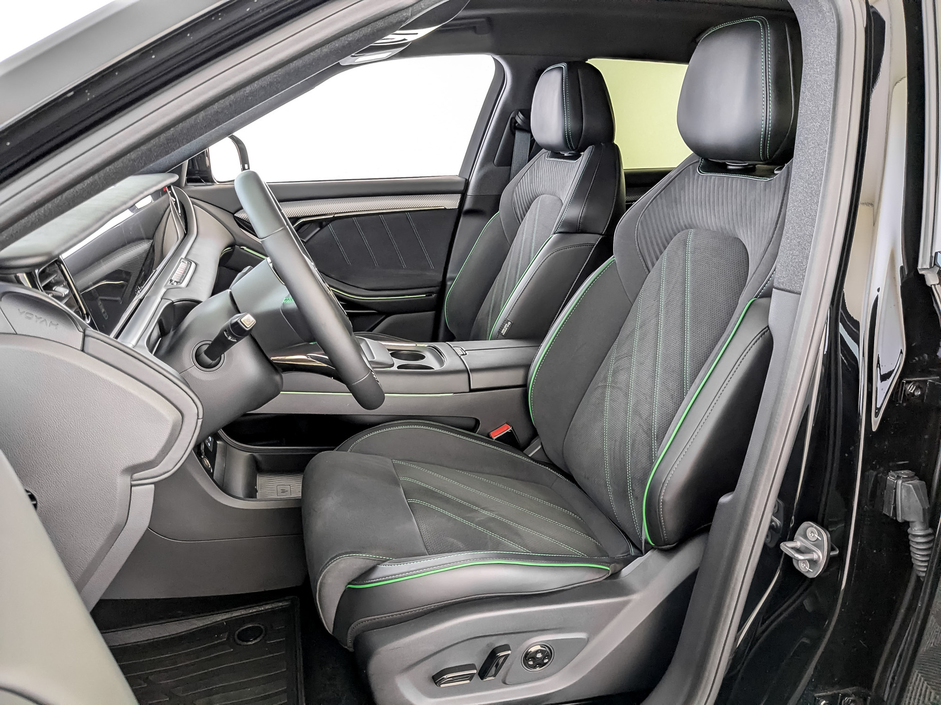 VOYAH Free 1.50 (224 л.с), автомат, 2026, пробег 11 457 км