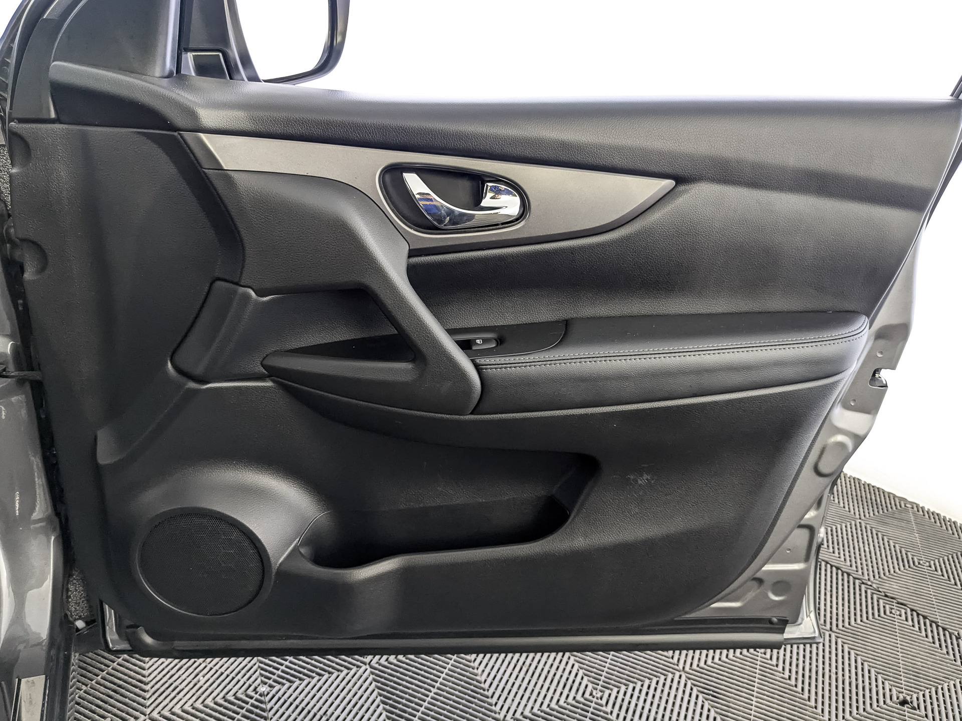 NISSAN Qashqai 2.00 (144 л.с), автомат, 2021, пробег 94 862 км