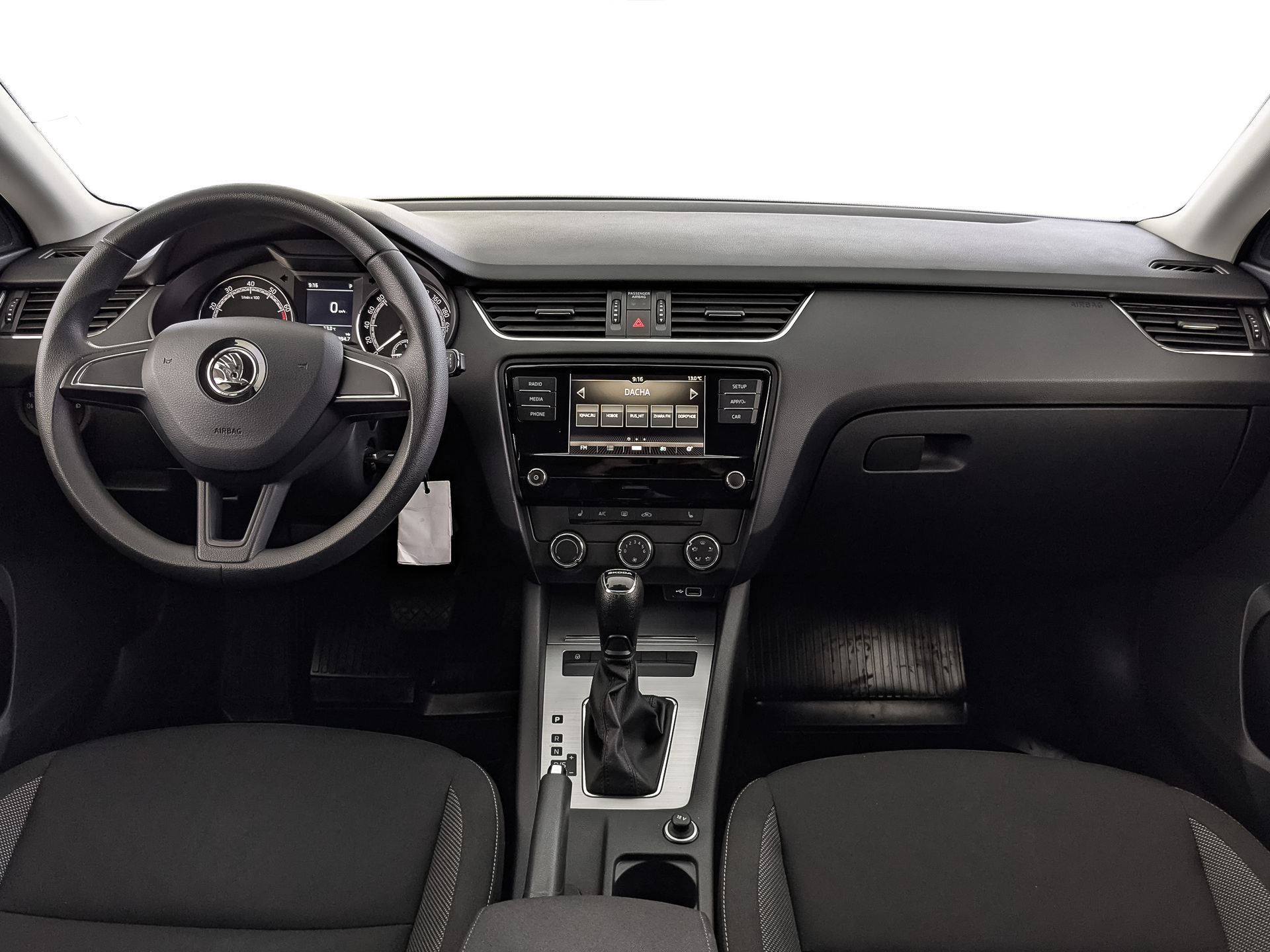 SKODA Octavia 1.60 (110 л.с), автомат, 2019, пробег 107 431 км