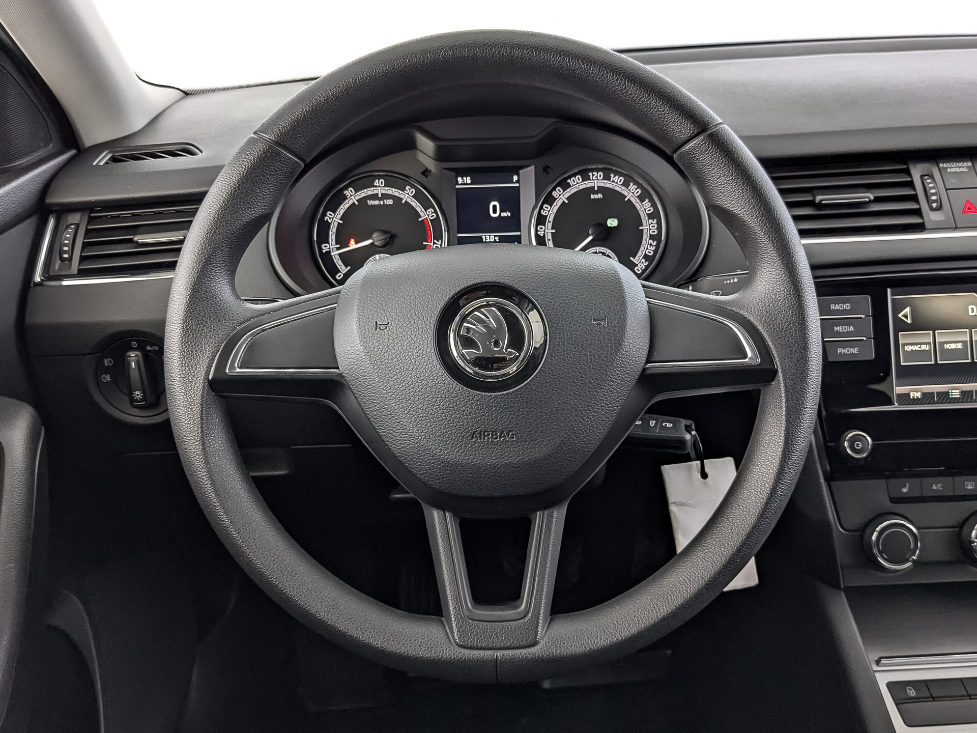 SKODA Octavia 1.60 (110 л.с), автомат, 2019, пробег 107 431 км