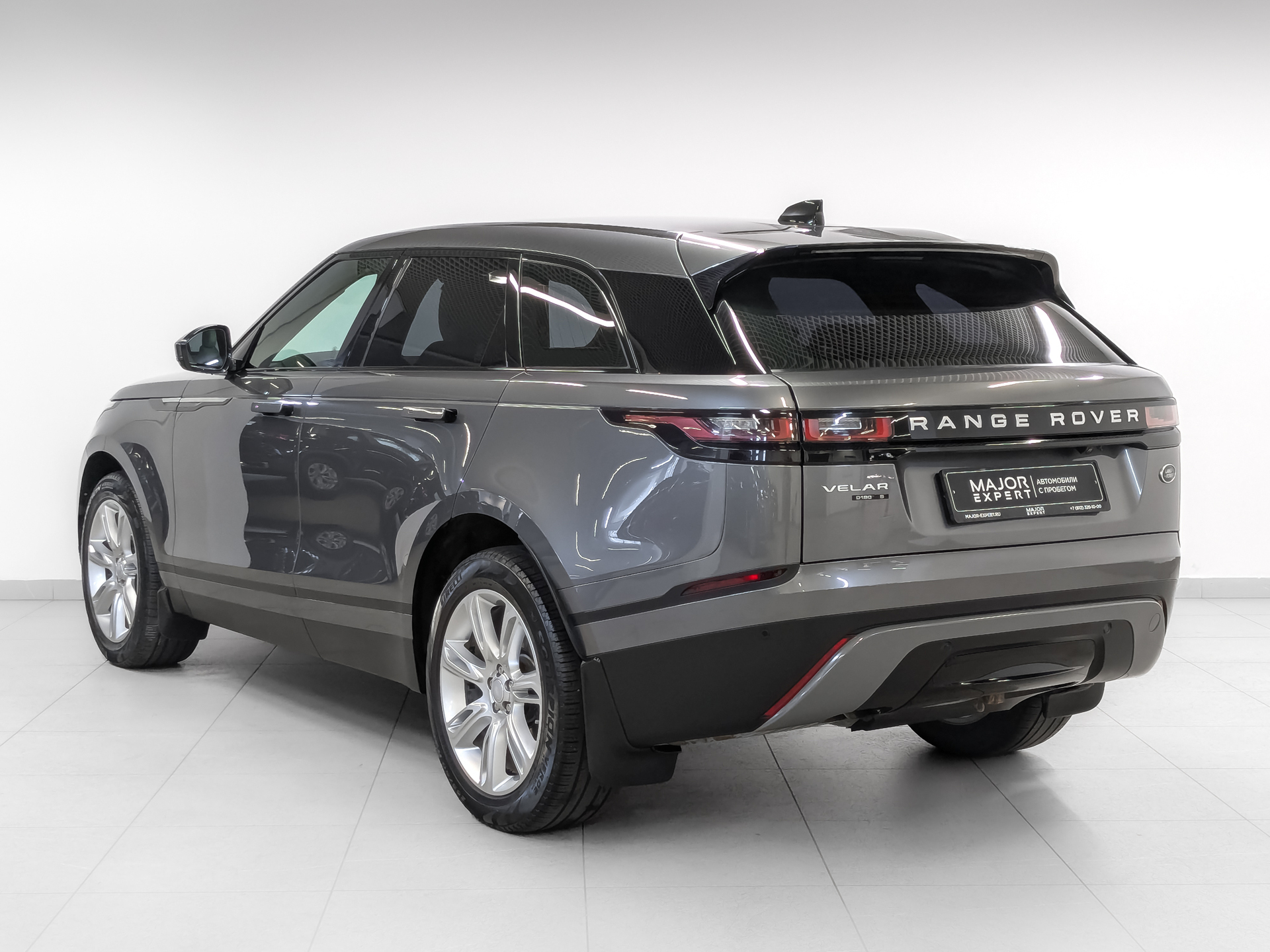 LAND ROVER Range Rover Velar 2.00 (179 л.с), автомат, 2017, пробег 81 600 км