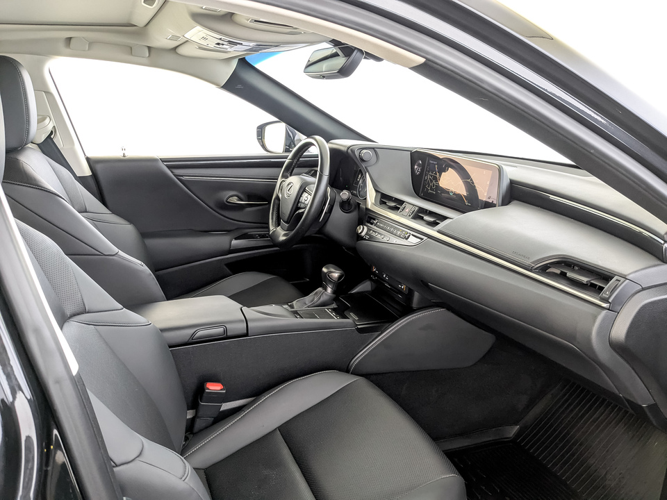 Фото Lexus ES с пробегом 61510 км