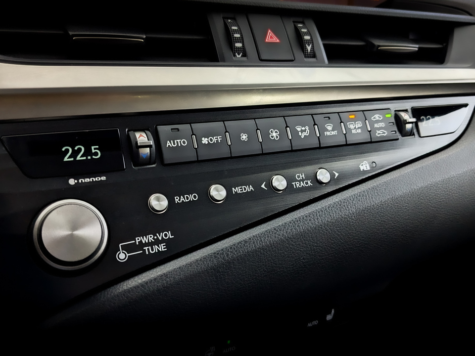 Фото Lexus ES с пробегом 61510 км