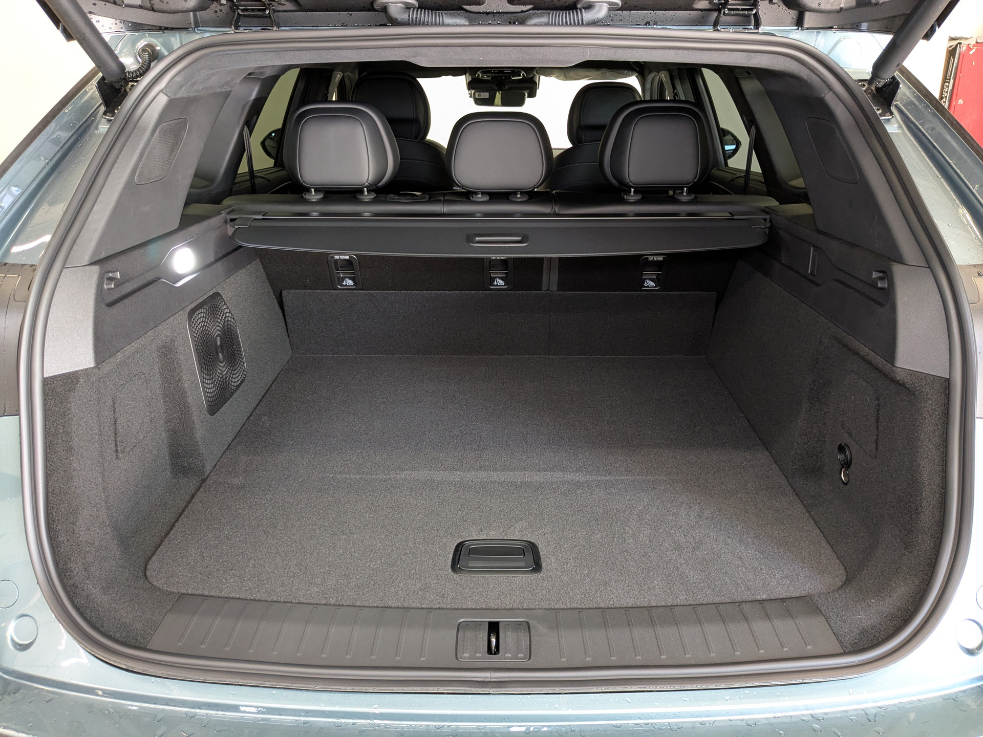 Фото JAECOO J8 Престиж 2.0T/249 7RT 4WD