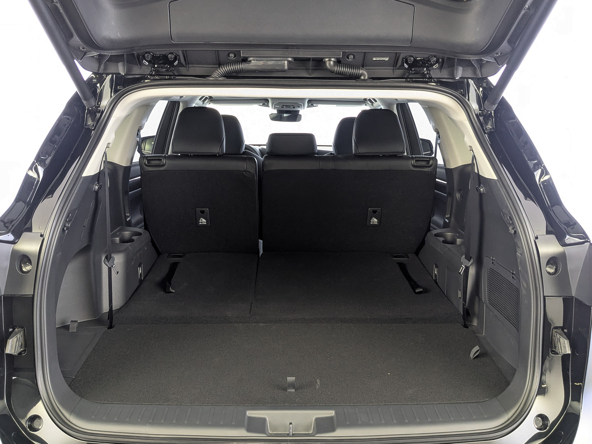Фото Toyota Highlander Supreme 7 Seats 2.0T/248 4WD