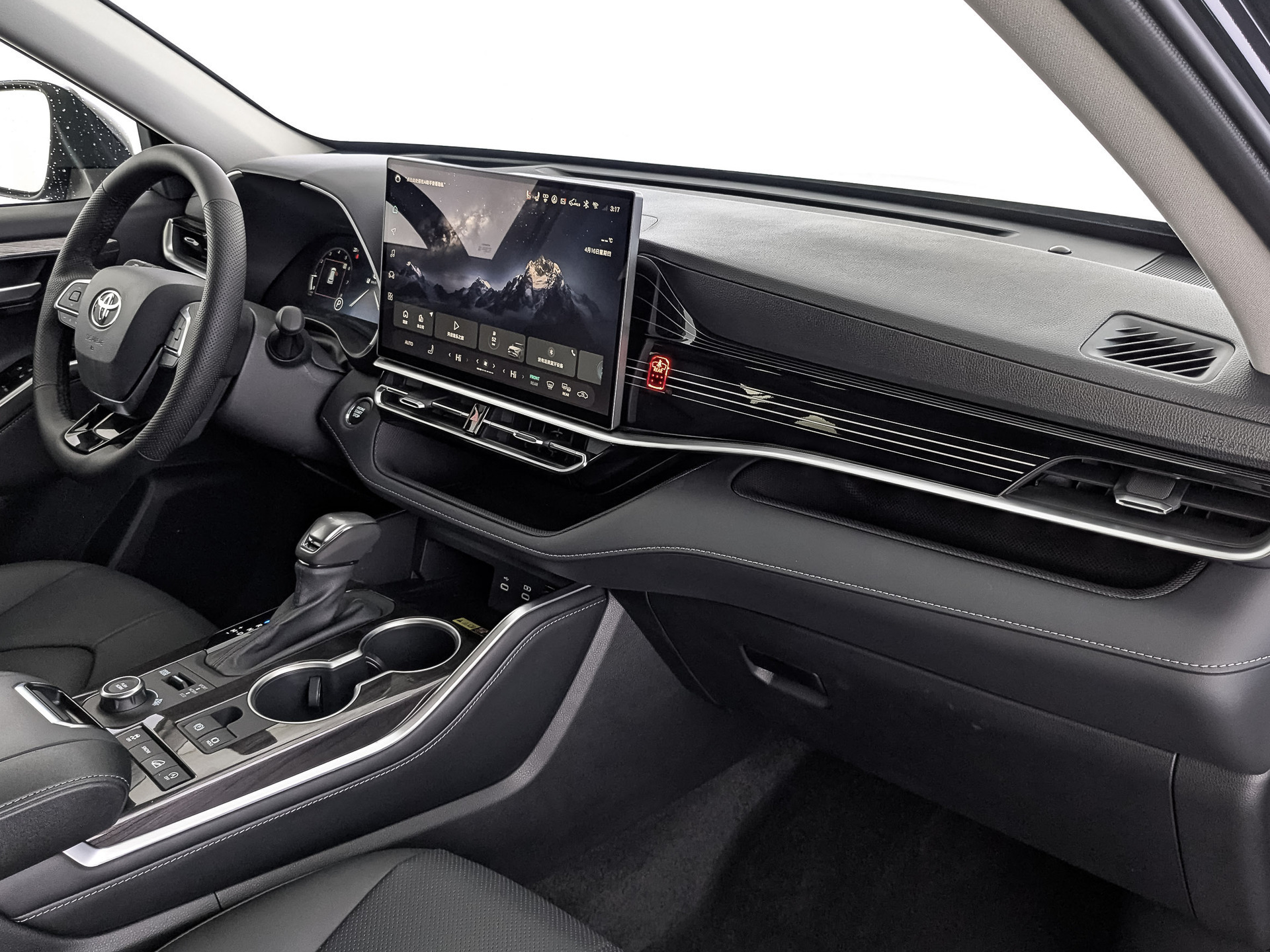 Фото Toyota Highlander Supreme 7 Seats 2.0T/248 4WD
