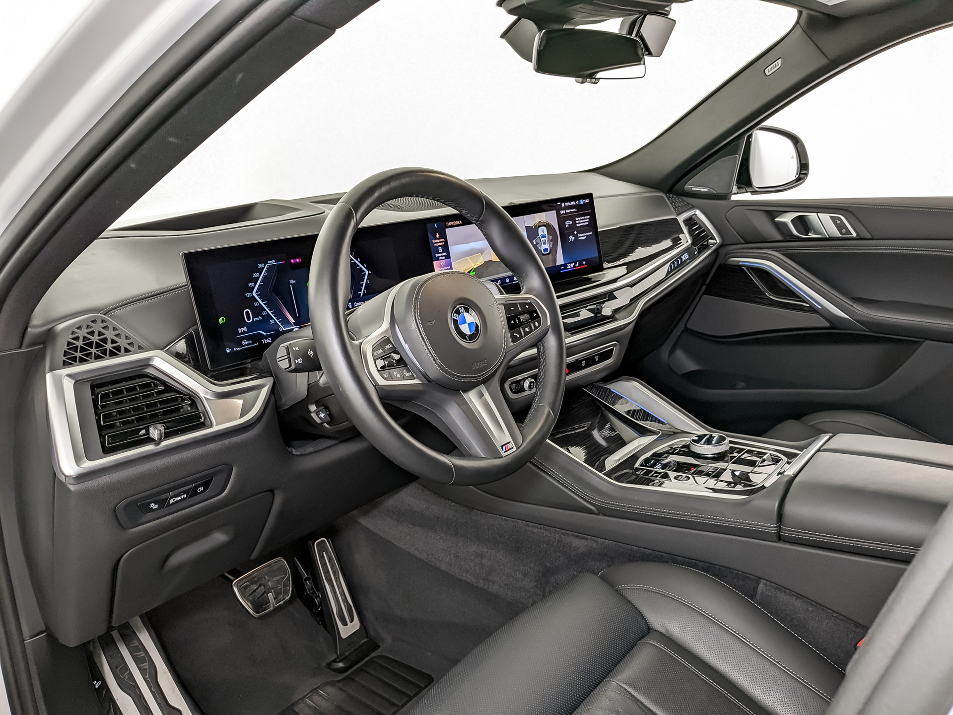 BMW X6 3.00 (381 л.с), автомат, 2024, пробег 17 235 км