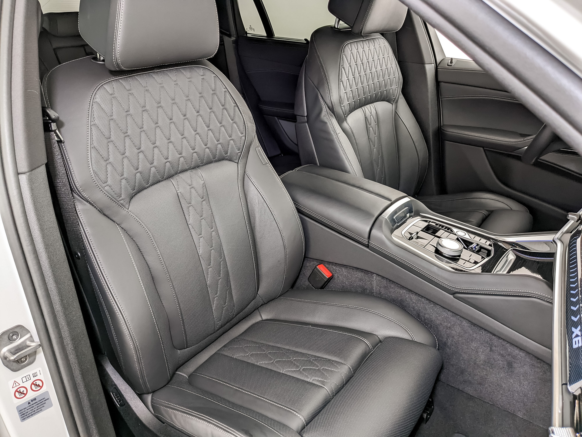 BMW X6 3.00 (381 л.с), автомат, 2024, пробег 17 235 км