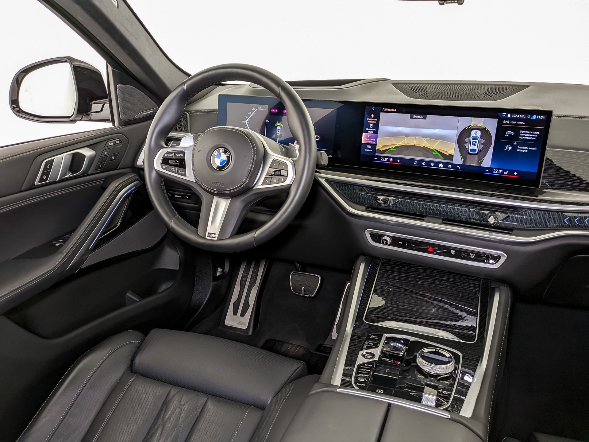 BMW X6 3.00 (381 л.с), автомат, 2024, пробег 17 235 км