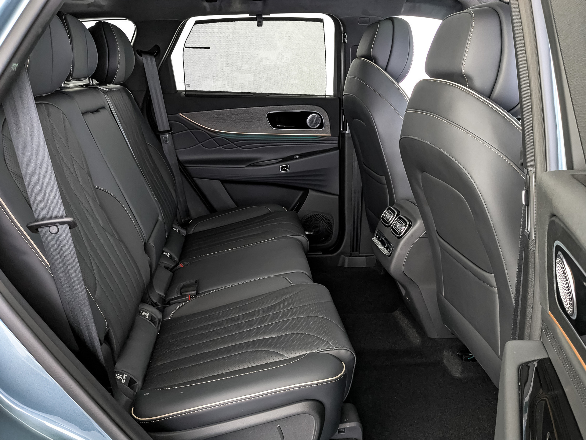 Фото JAECOO J8 Престиж 2.0T/249 7RT 4WD