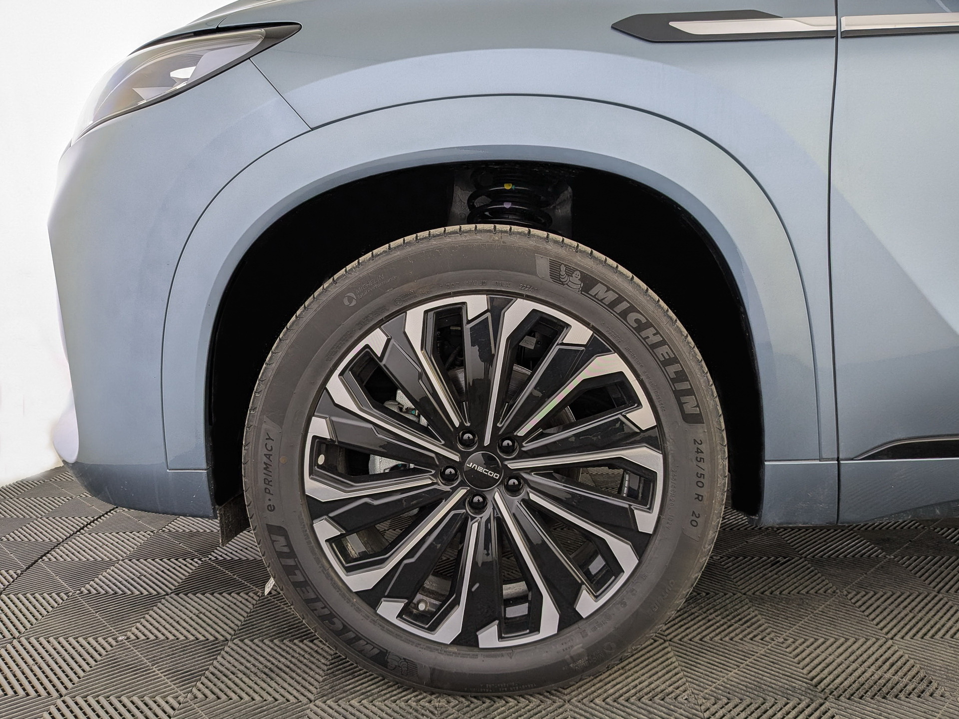 Фото JAECOO J8 Престиж 2.0T/249 7RT 4WD