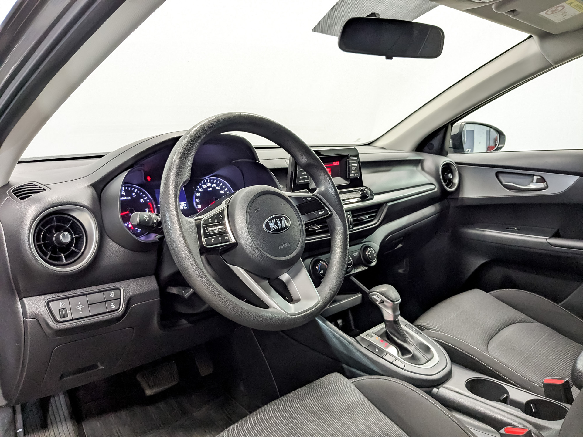KIA Cerato 2.00 (150 л.с), автомат, 2021, пробег 51 083 км