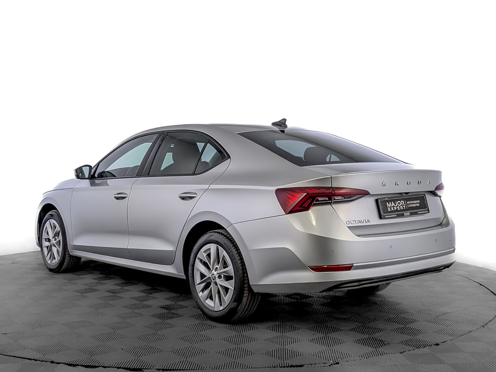 SKODA Octavia 1.40 (150 л.с), автомат, 2021, пробег 80 556 км