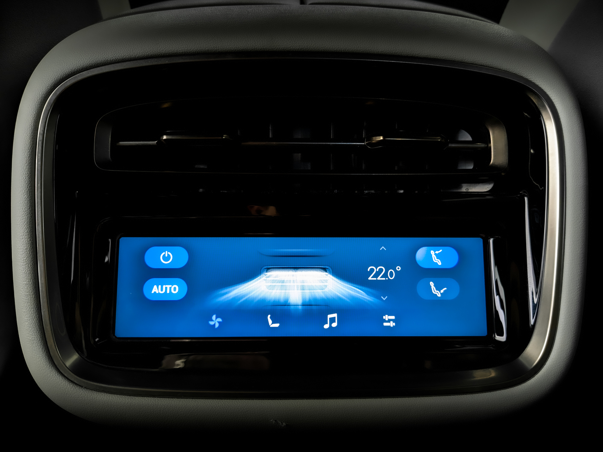 EXLANTIX ES 1.50 (190 л.с), автомат, 2025, пробег 10 454 км