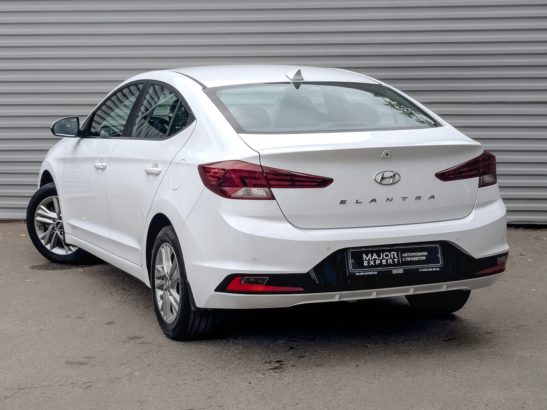 HYUNDAI Elantra 1.60 (128 л.с), автомат, 2020, пробег 144 254 км